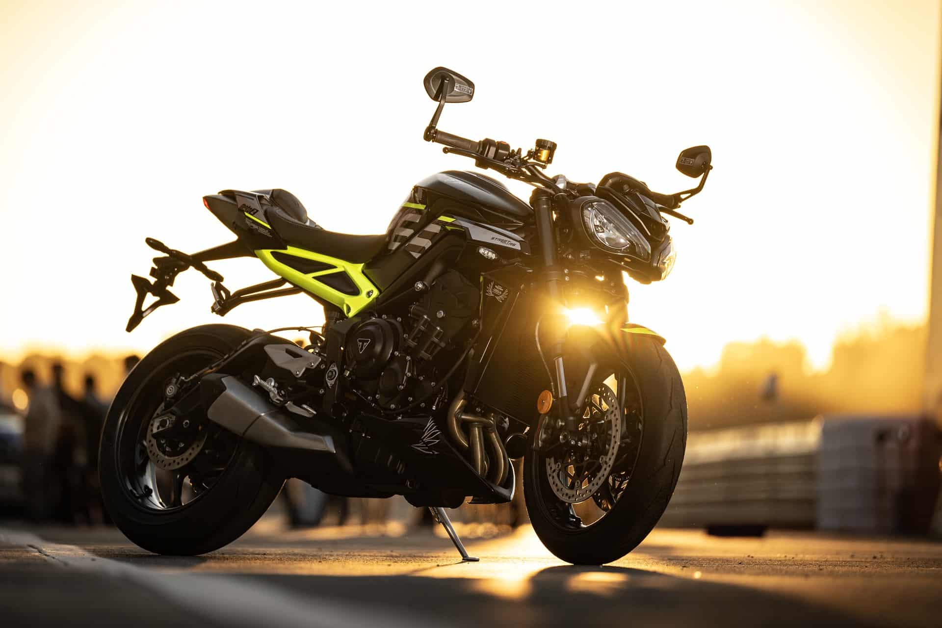 Pedro Acosta, Moto2 World Champion, debuts his new Triumph Street Triple 765 RS