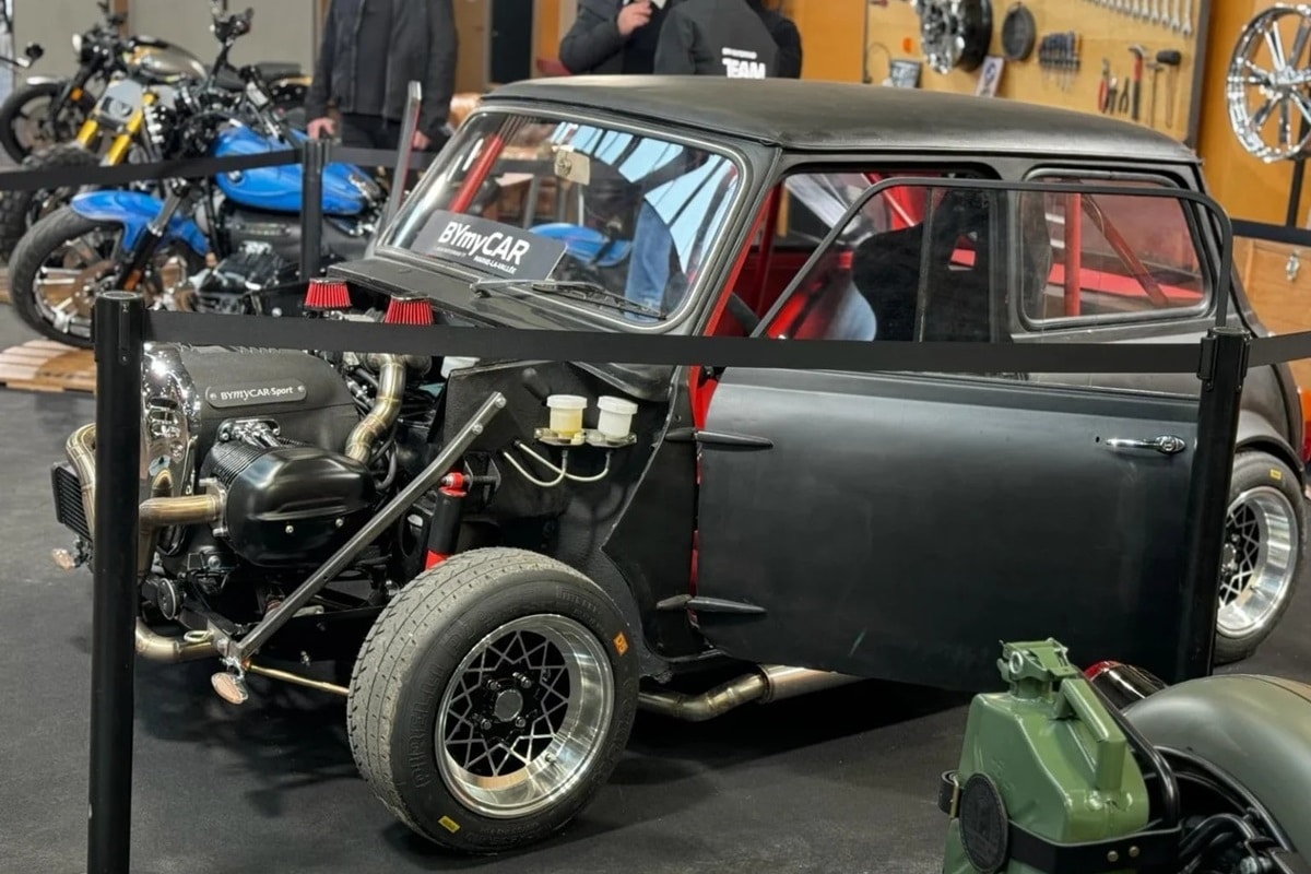 Mini R18 Project: An almost perfect genesis