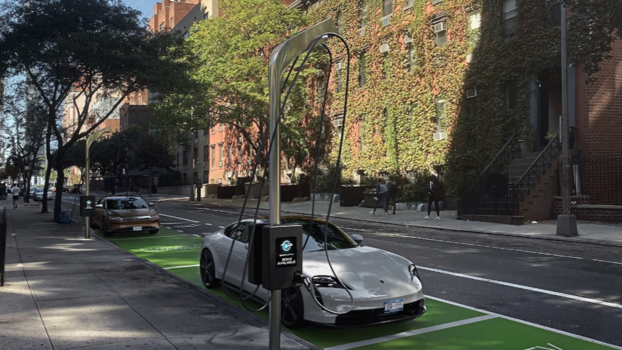 Curbside chargers offering over 300km of range in less than 15 minutes