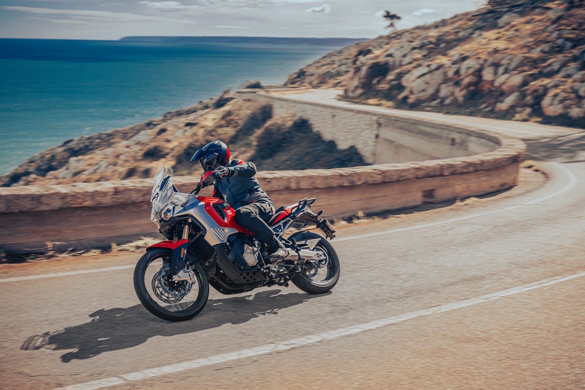 MV Agusta Enduro Veloce 2024