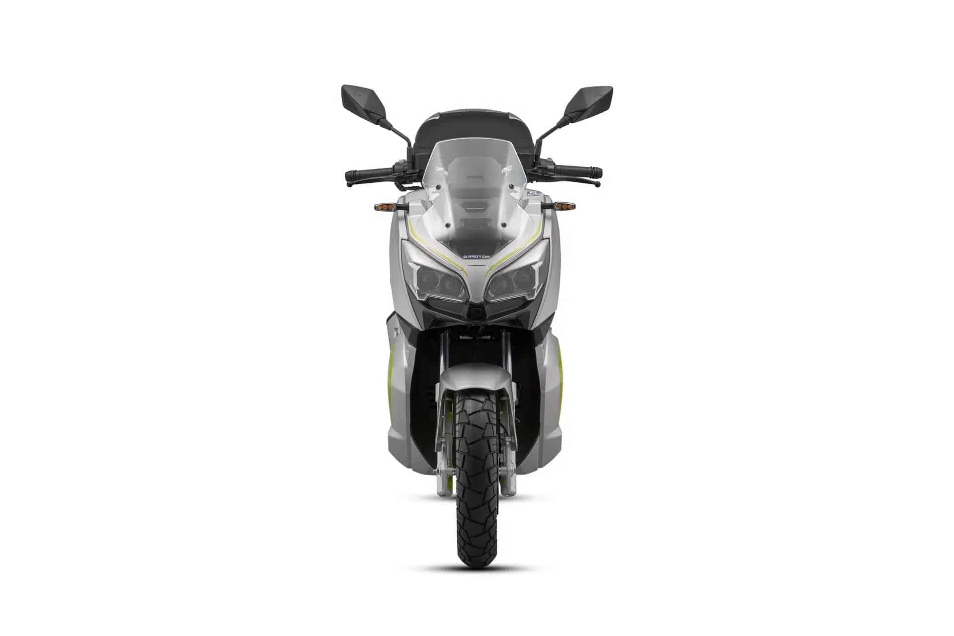 ATR 125, the new QJMotor scooter with a marked cross-over style