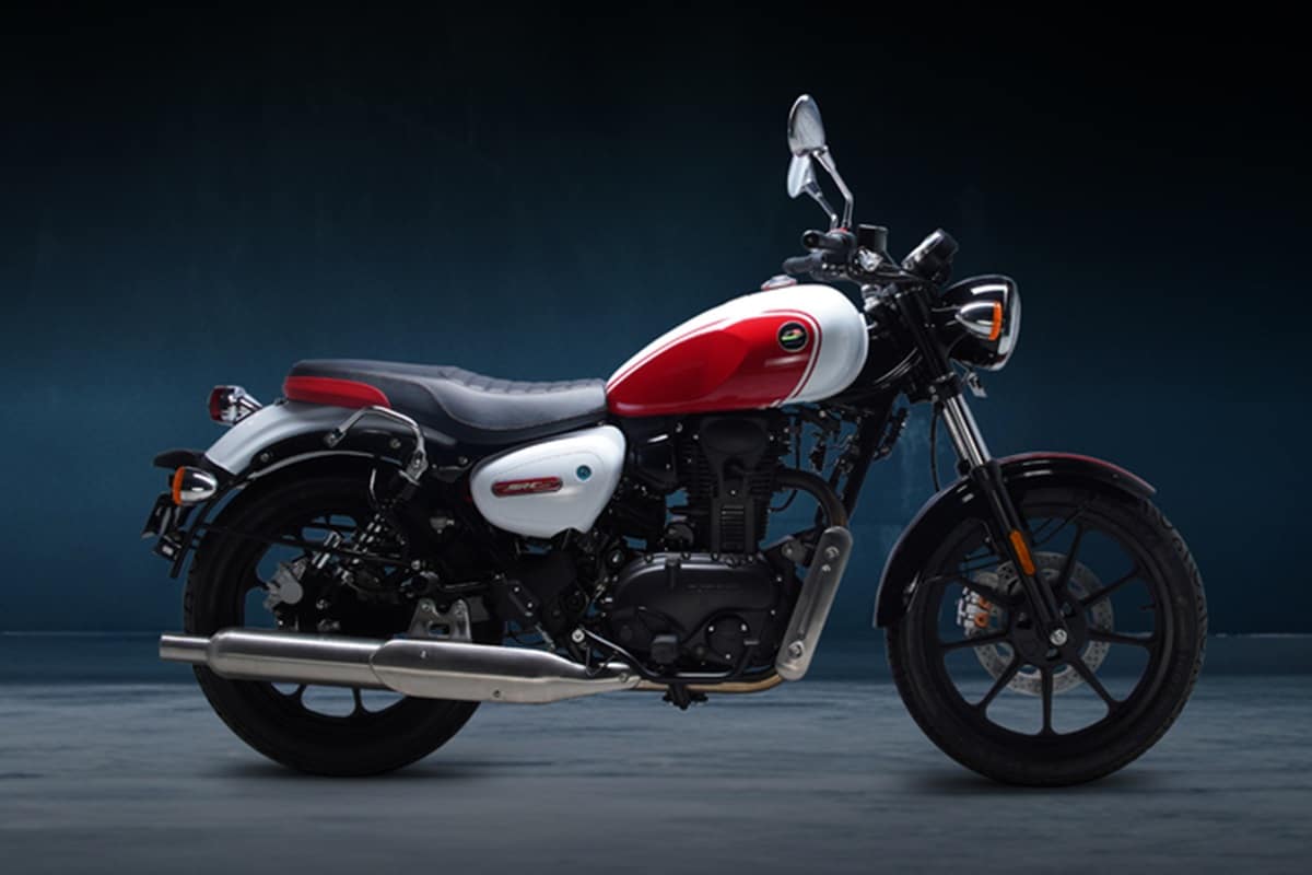 SRC 500: La "anti Bullet" que QJMotor comercializa en Asia y cumple con la actual Euro5