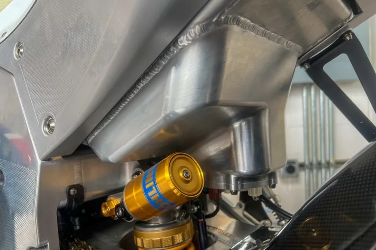 Yamaha YZF-R1 DR Moto: MotoGP performance for the most demanding