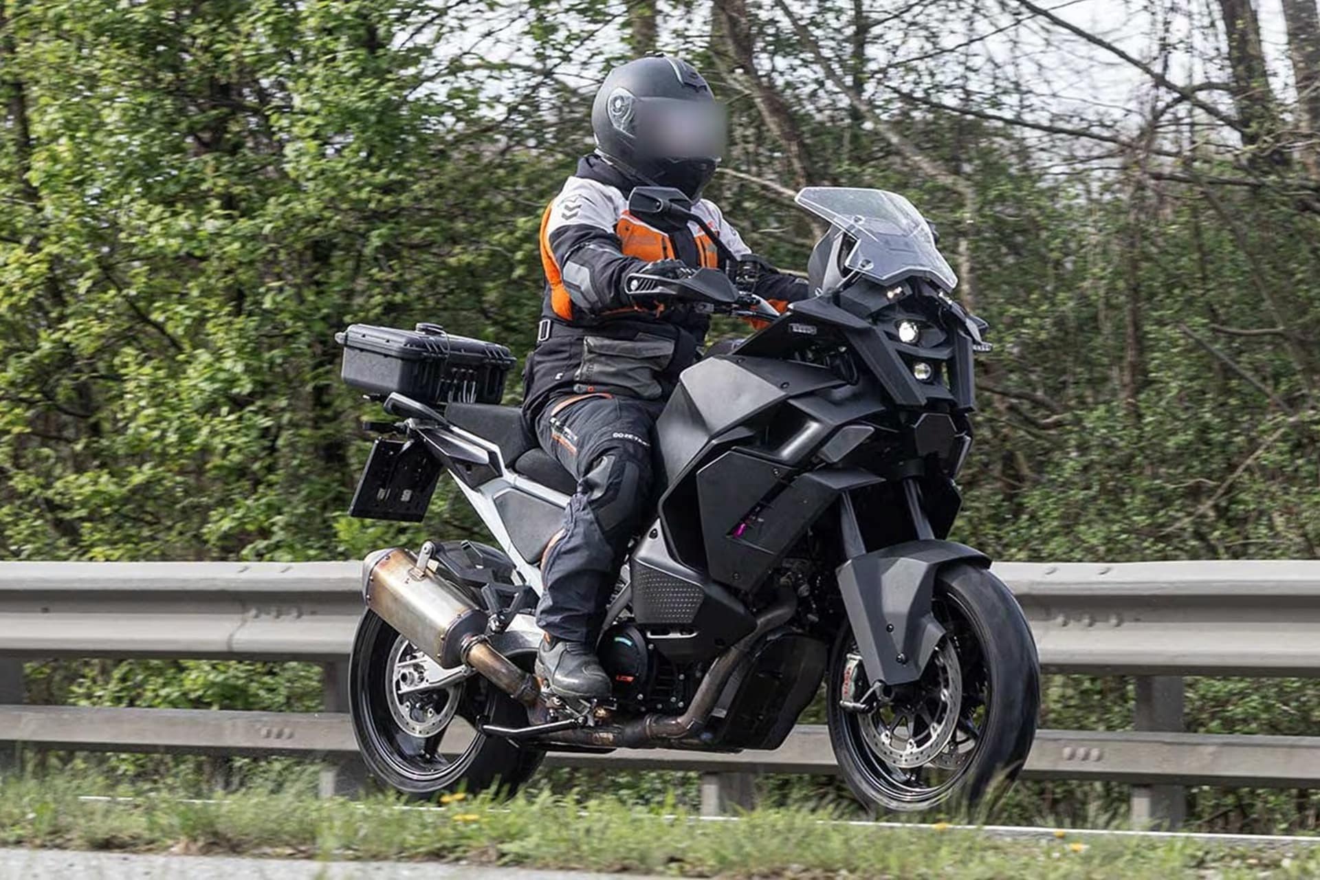 New KTM Rally and Super Adventure 1390 in sight, several test mules confirm it