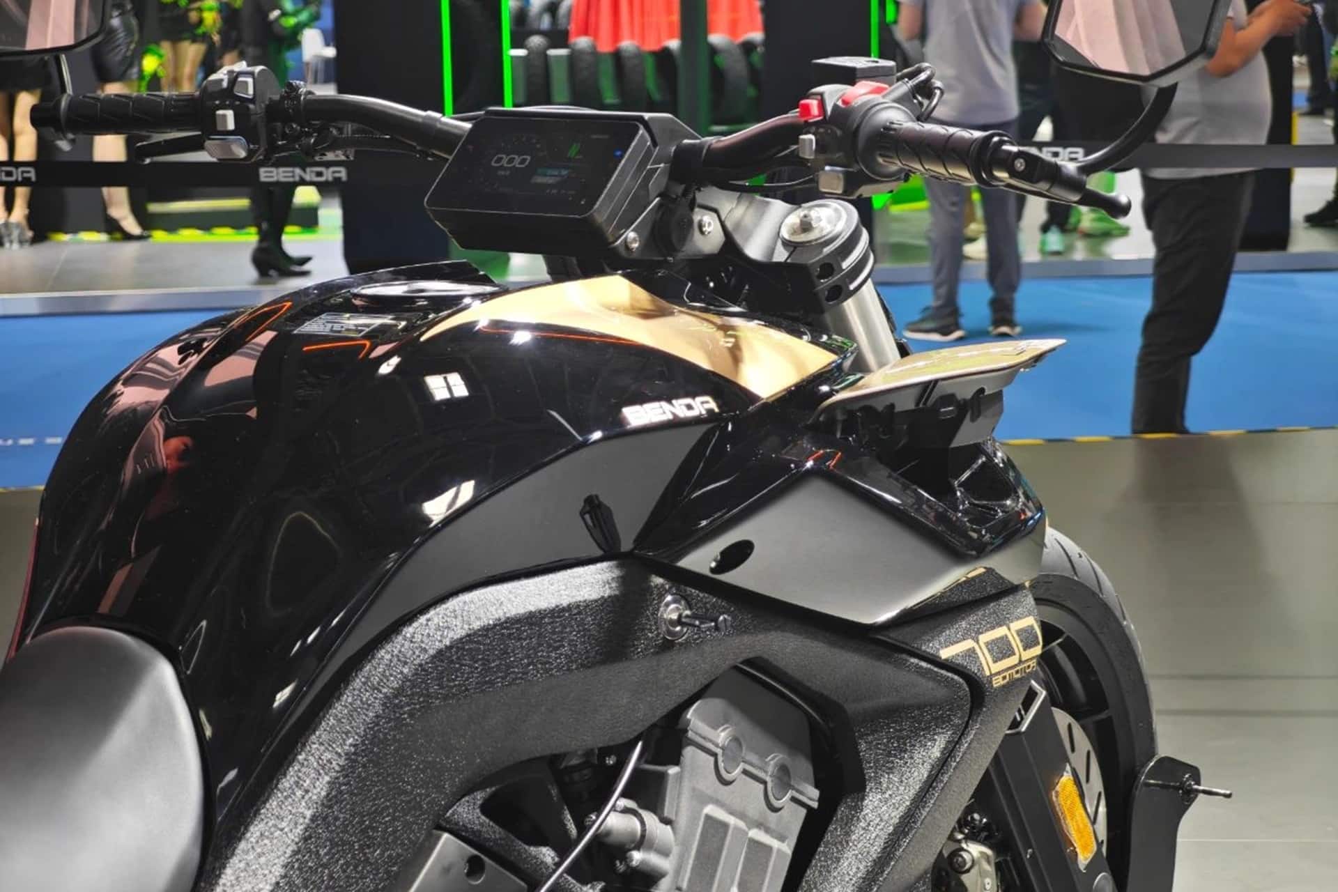 LFC 700 Pro 2024: This is how the latest evolution of Benda's eye-catching cruiser is presented