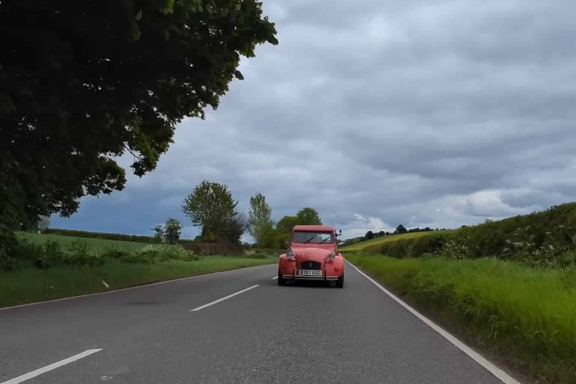 Citroën 2 HP with BMW Boxer engine A balanced restomod for everyday life