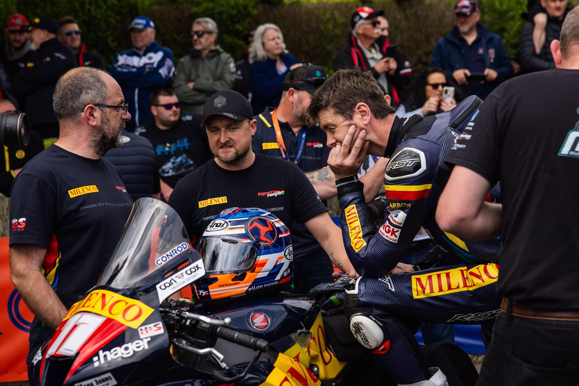 Arai and the Isle of Man TT celebrate their 40th anniversary of collaboration