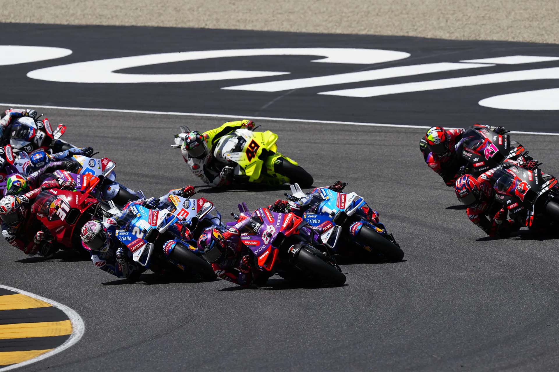 Si eres un nostálgico prepárate: las motos de MotoGP lucirán decoraciones retro en Silverstone