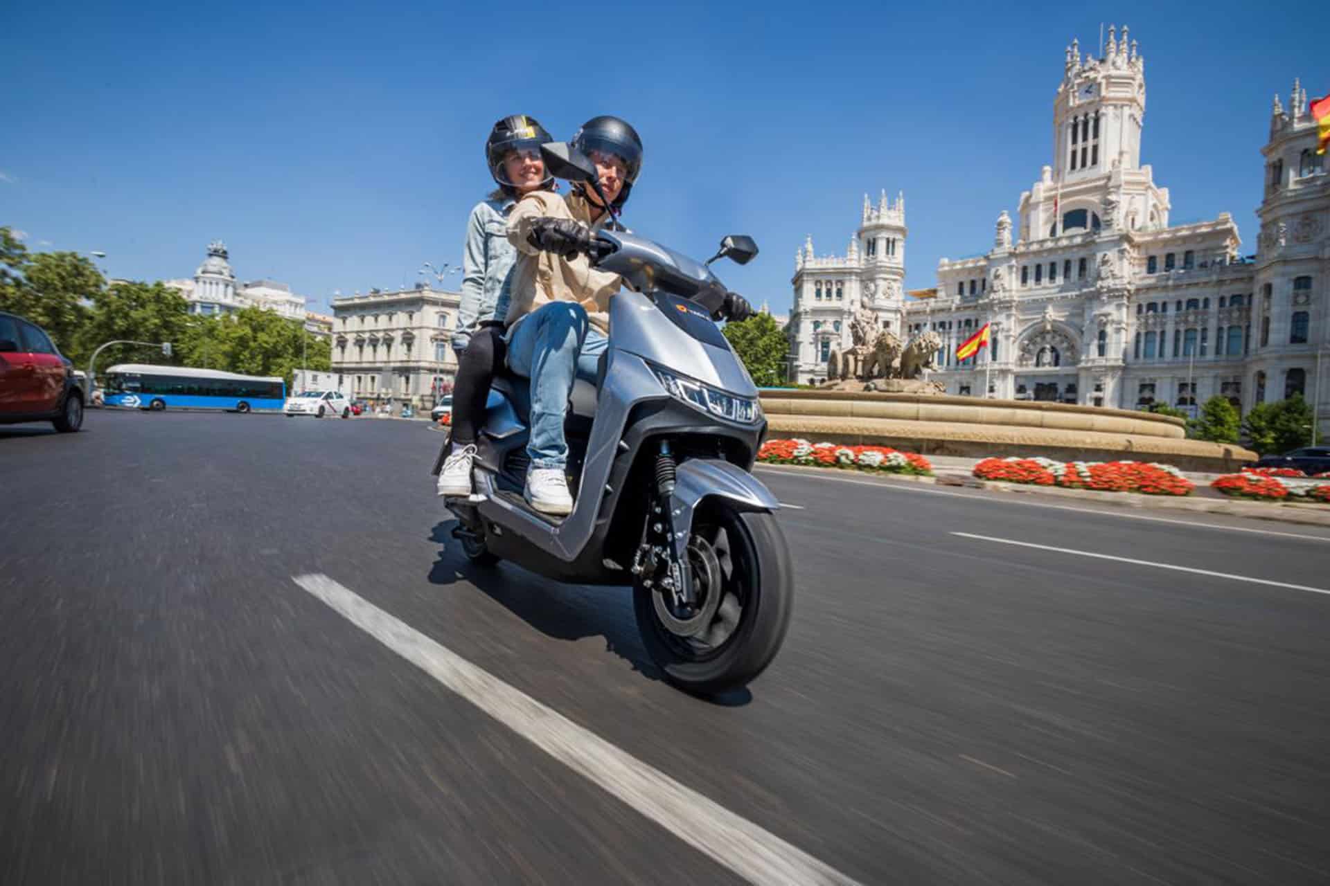 Secretario General de Movilidad Sostenible del Ministerio de Transportes y Movilidad Sostenible: las motos eléctricas no son baratas y de mala calidad, son las bicis las que son caras sin razón