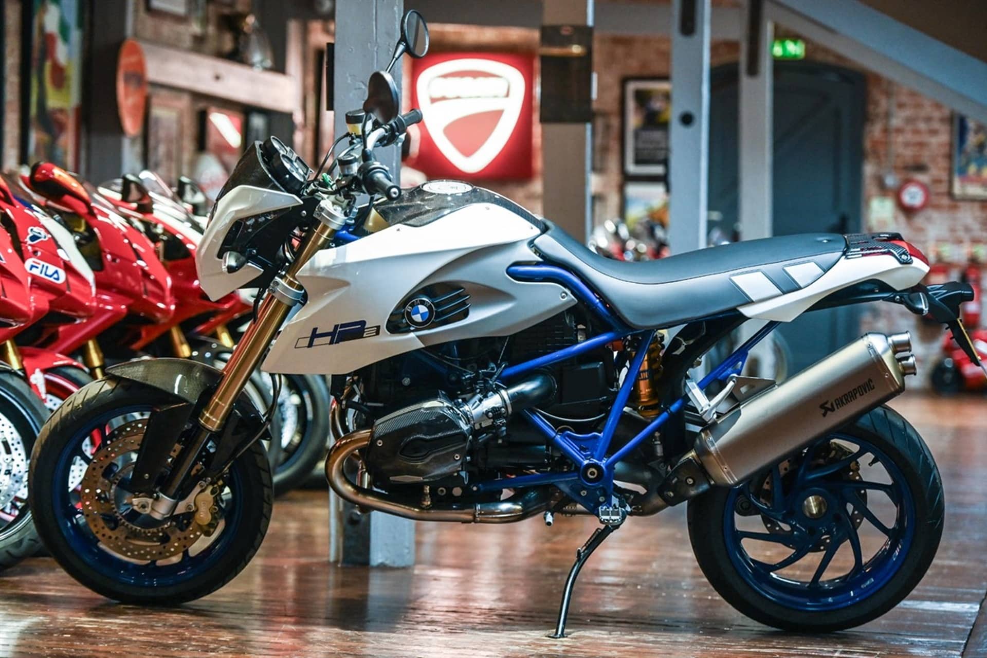 Motos de ensueño a la venta: BMW HP2 Megamoto