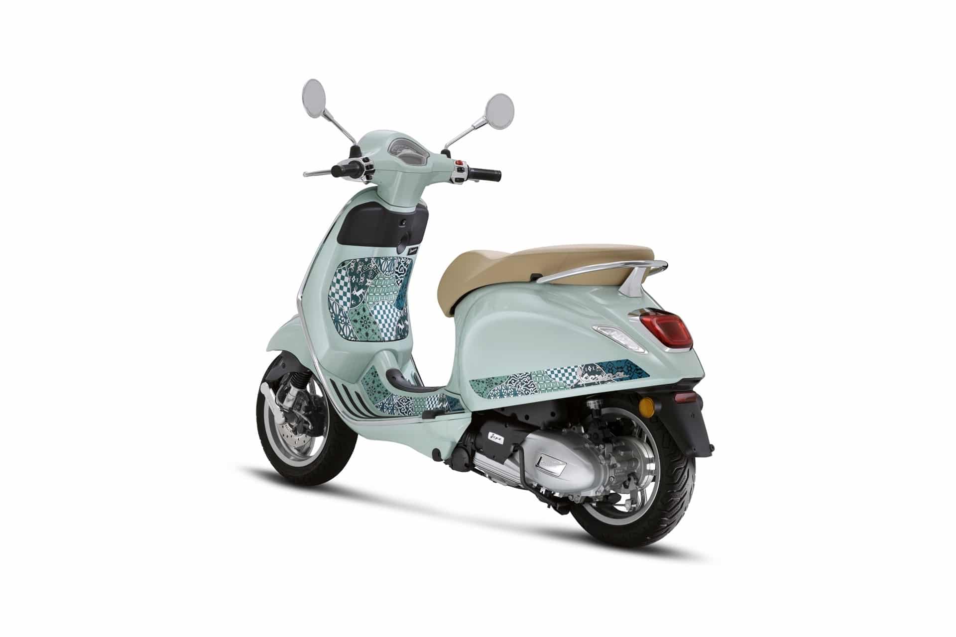 Primavera Batik, the Vespa born from the encounter of cultures
