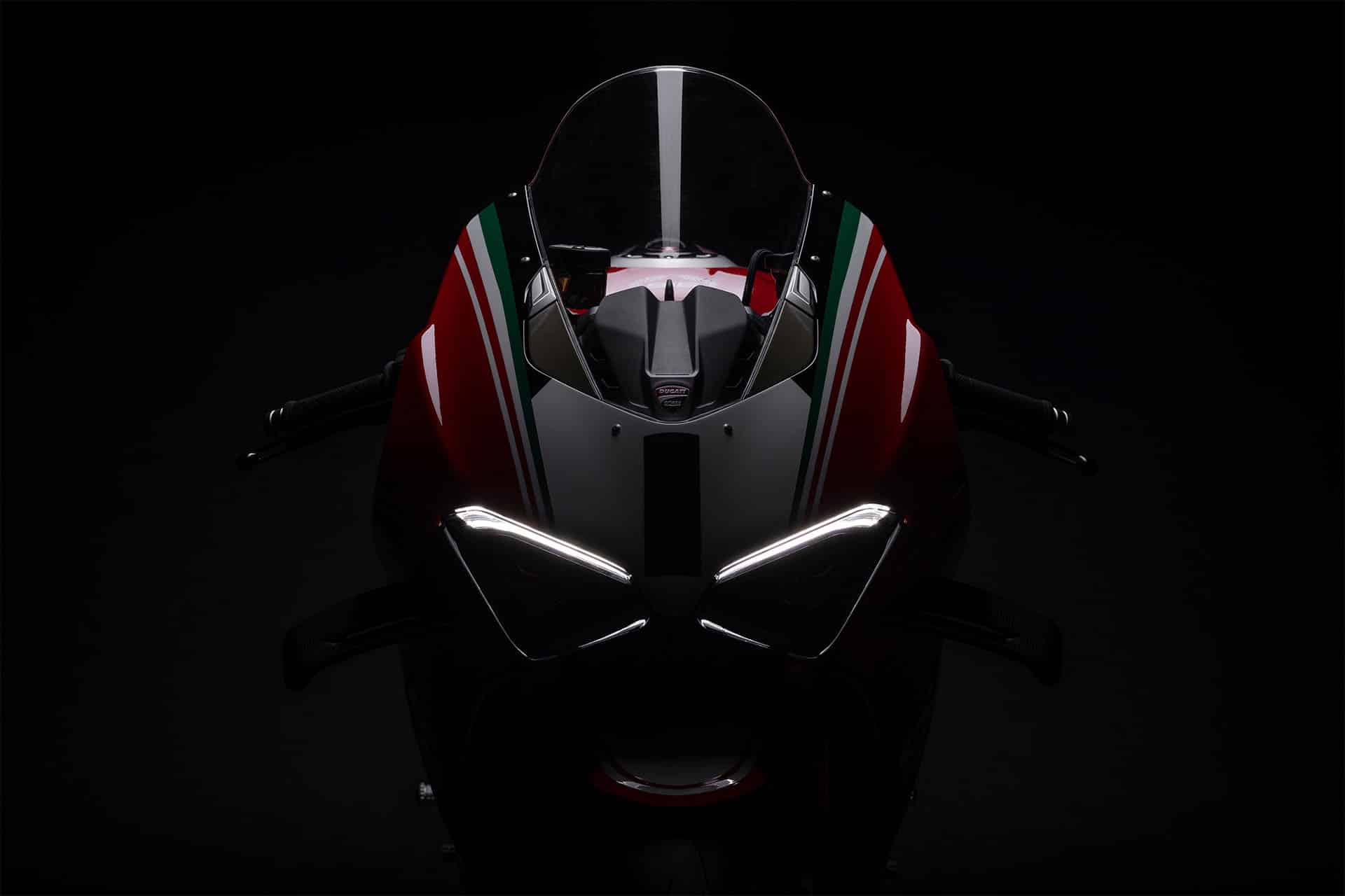 La nueva Ducati Panigale V4 llegará para 2025 y promete ser todavía más salvaje