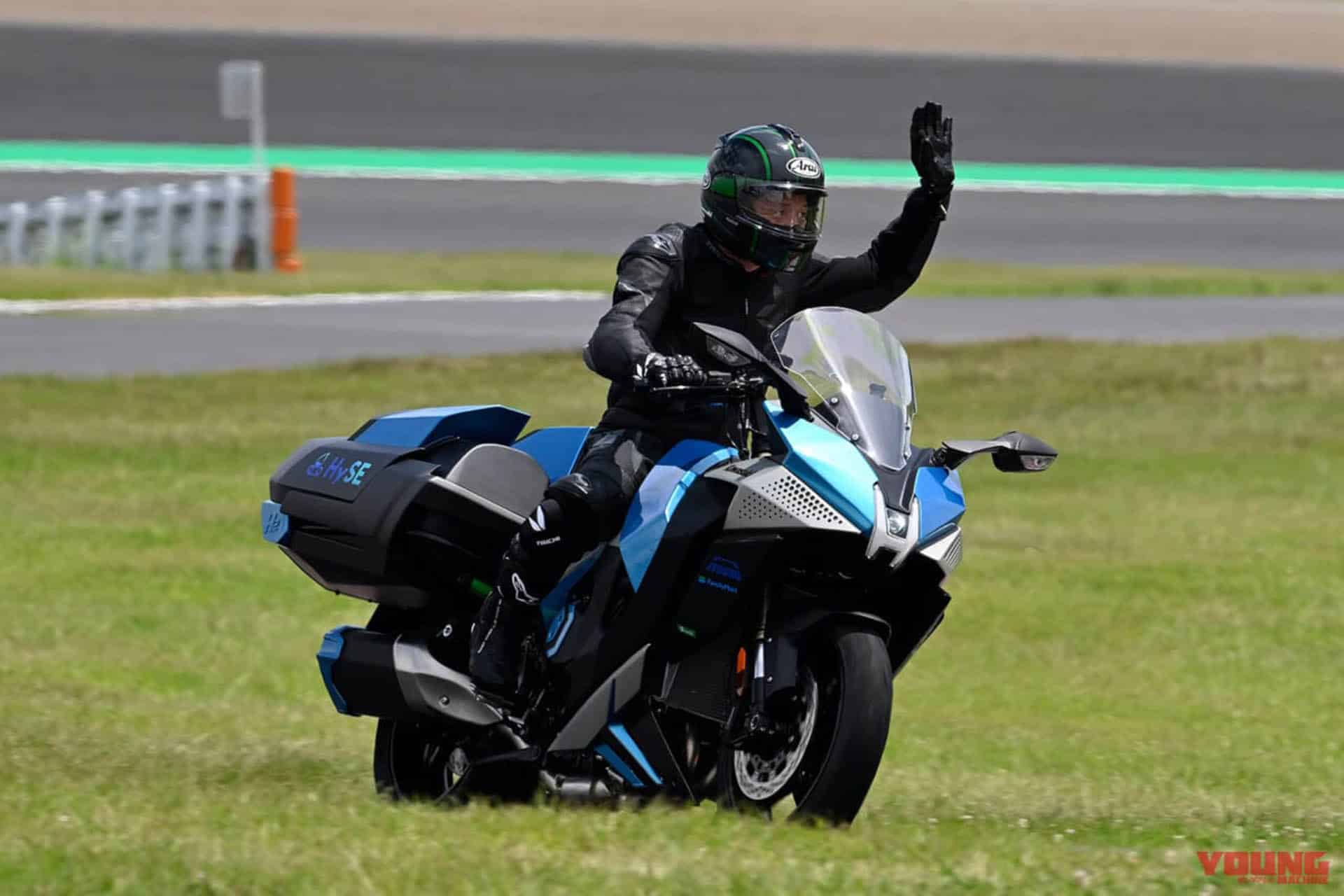 Ni Zarco ni Takahashi, la protagonista de las 8H de Suzuka fue la Kawasaki Ninja H2 SX Hydrogen