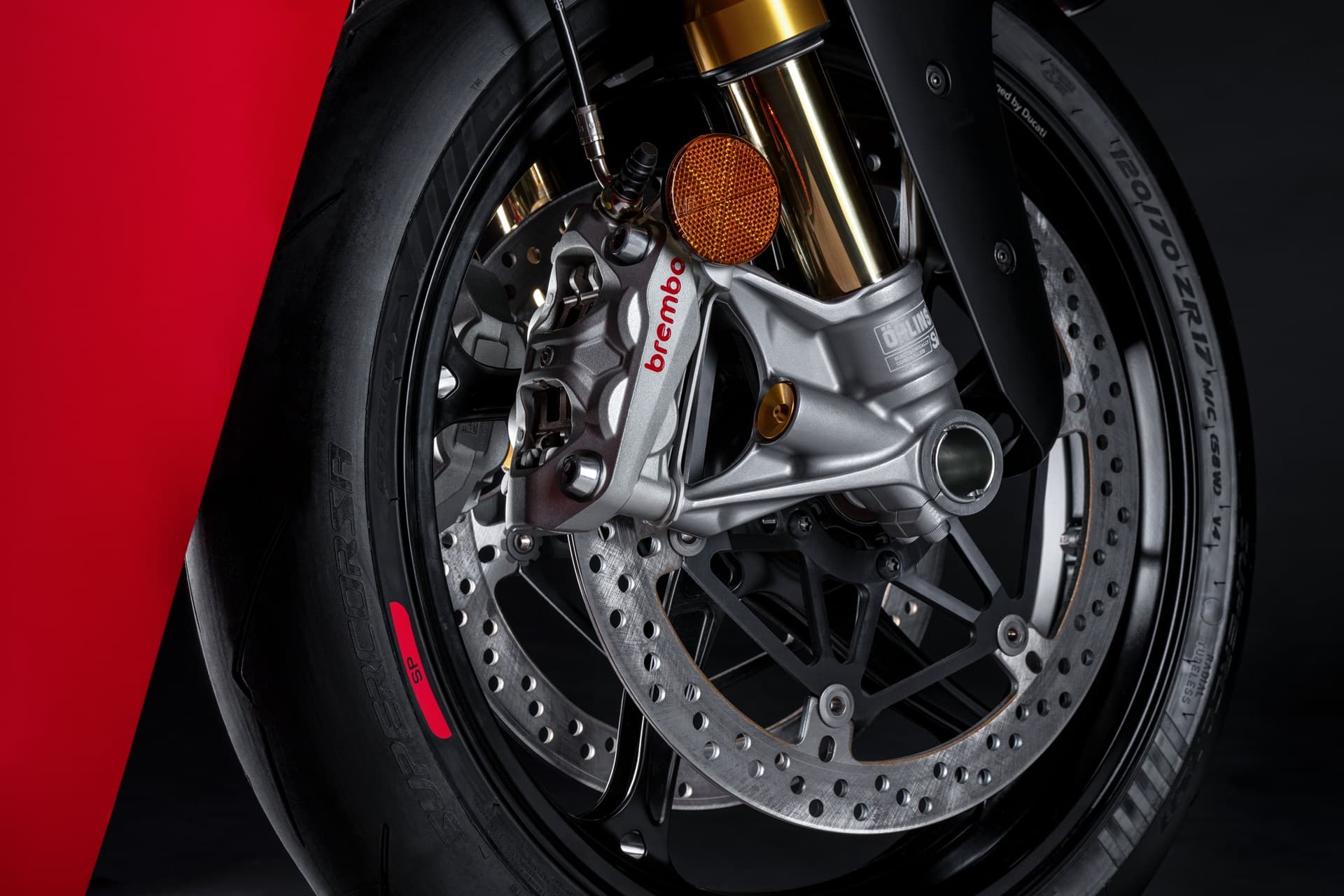 Ducati Panigale V4 2025 eCBS