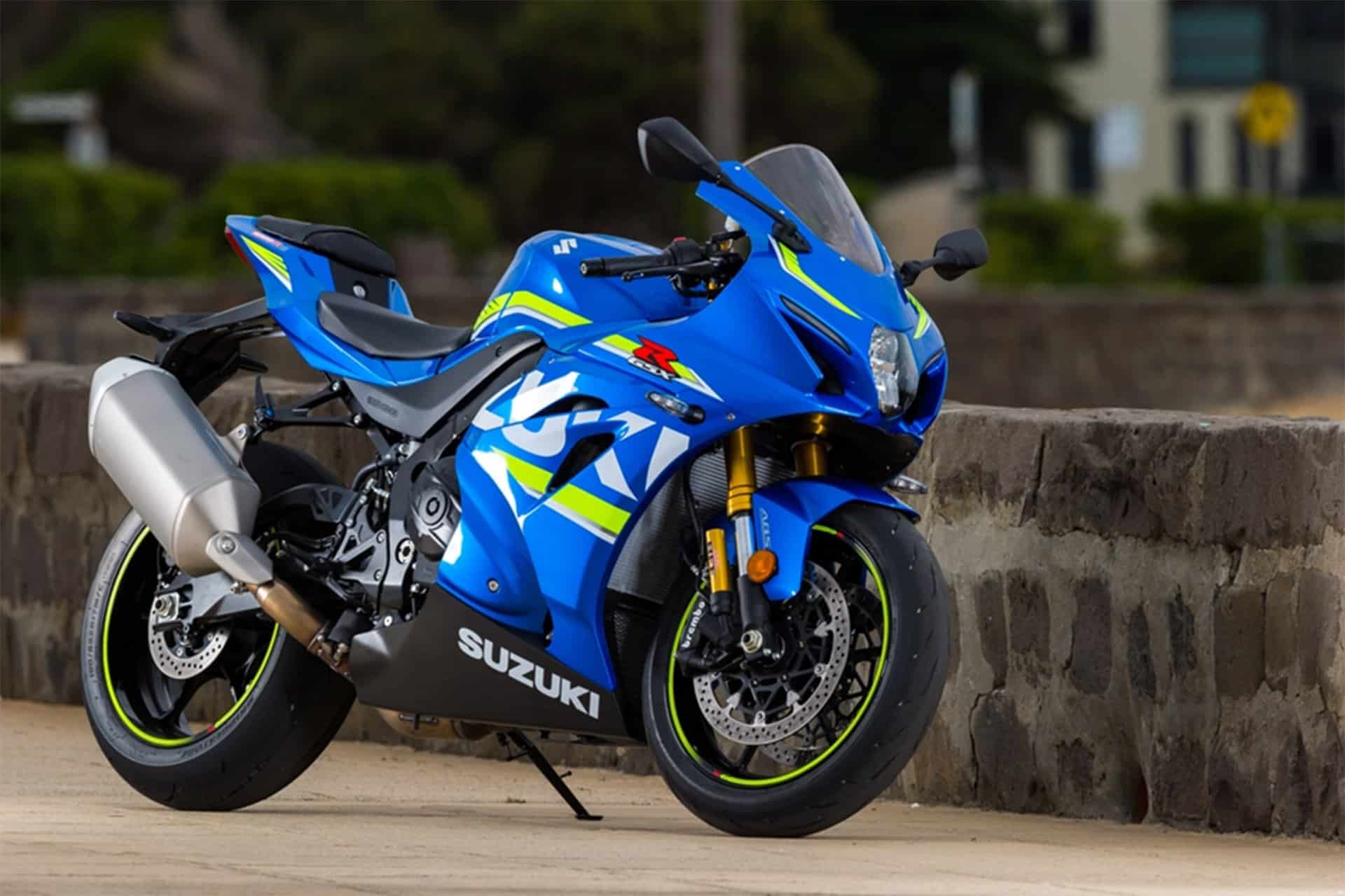 Suzuki no está dispuesta a dejar de lado los motores de combustión interna