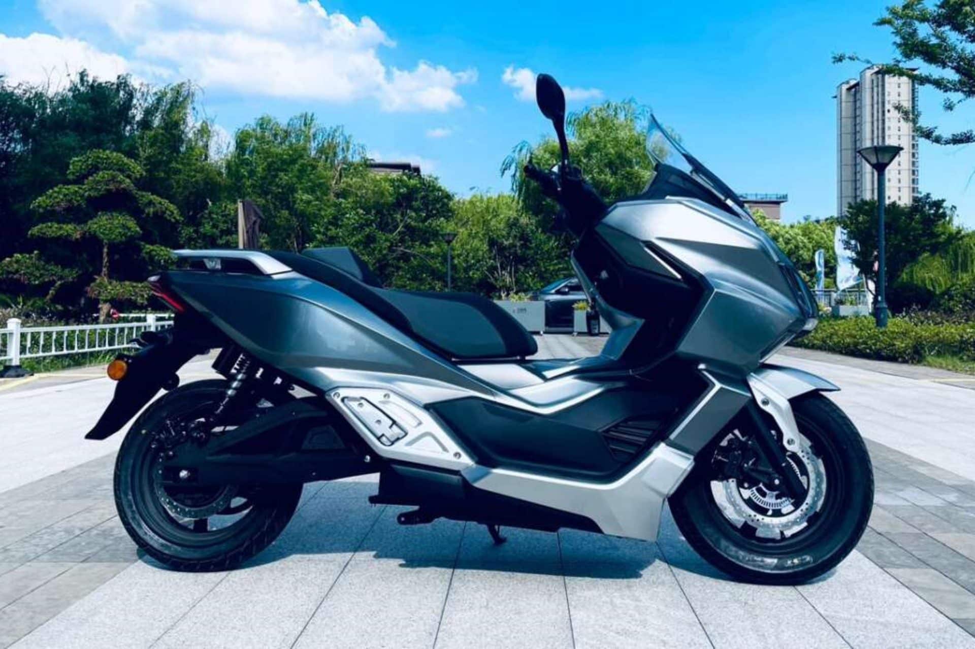 Nebula Aurora Model G 2024