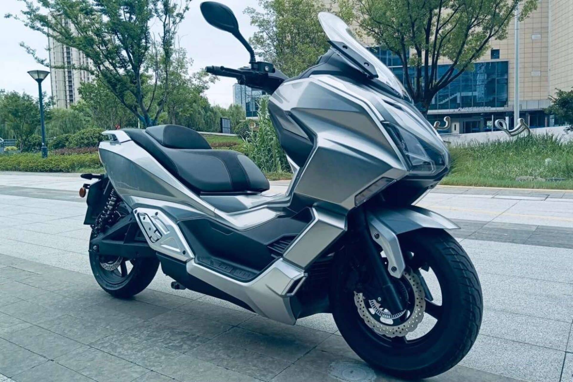 Nebula Aurora Model G 2024