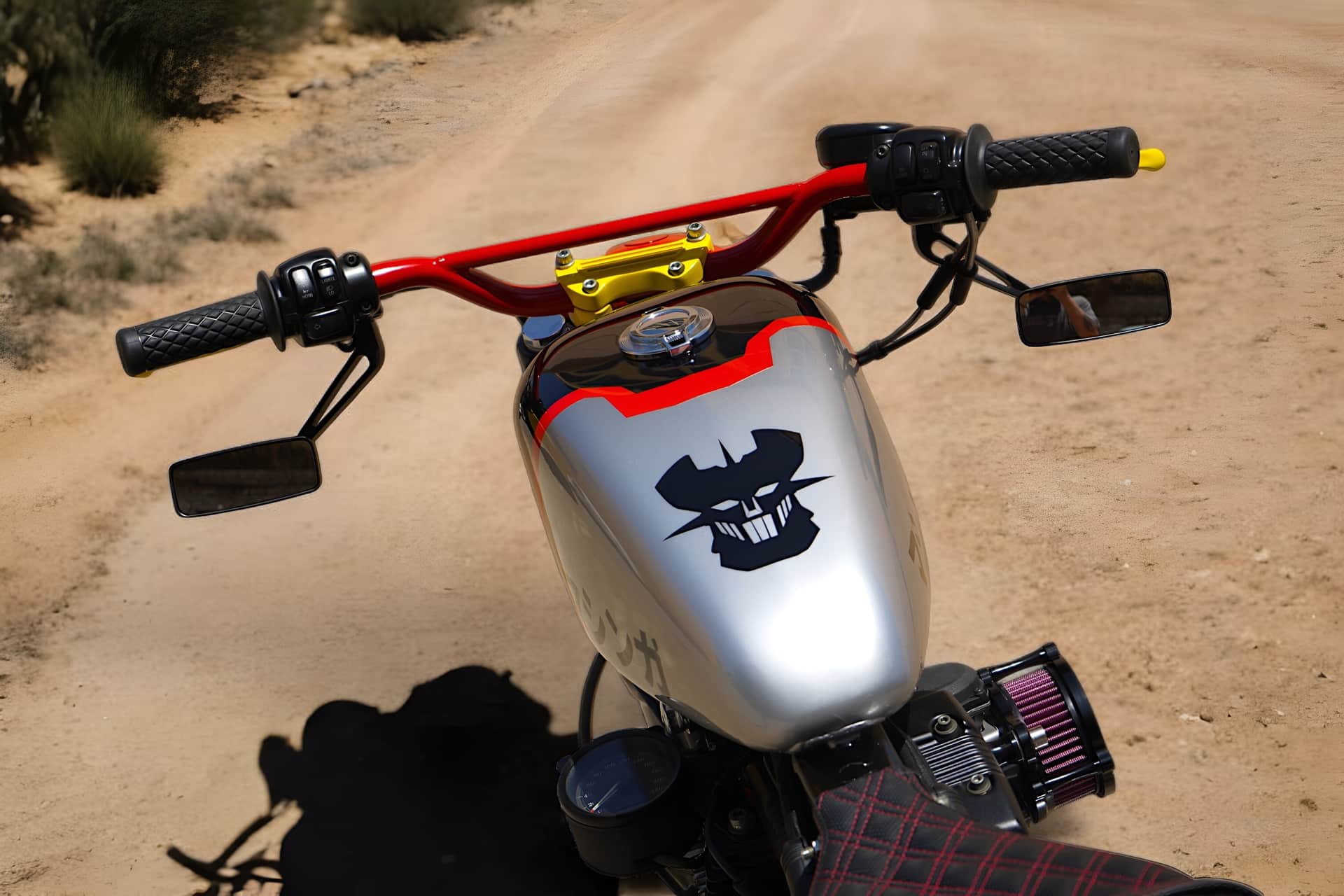 Harley scrambler Mazinger Z: LDK's tribute to the well-known Japanese manga series