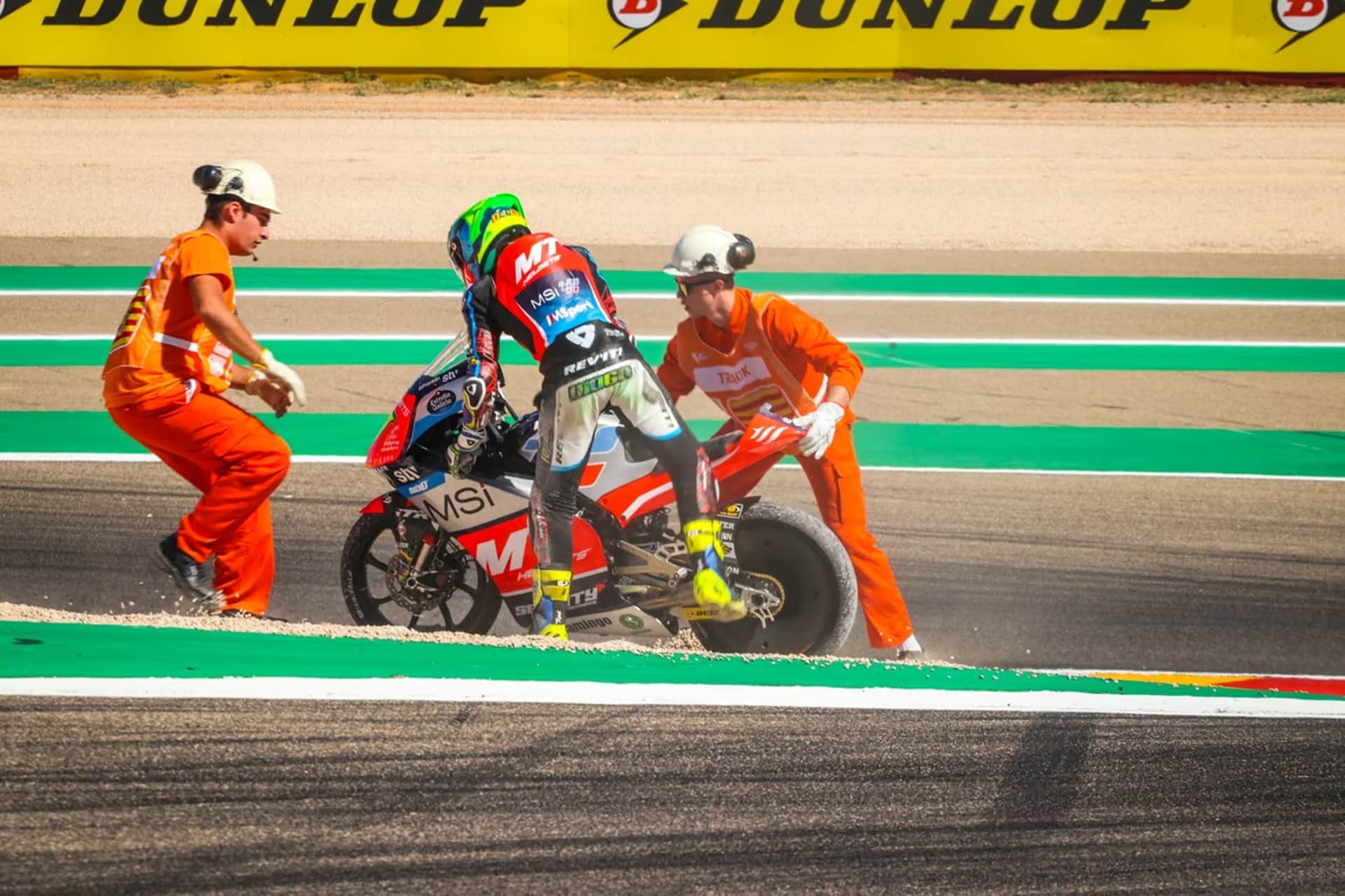 Nearly 6,000 people in charge of managing the GoPro Grand Prix of Aragon