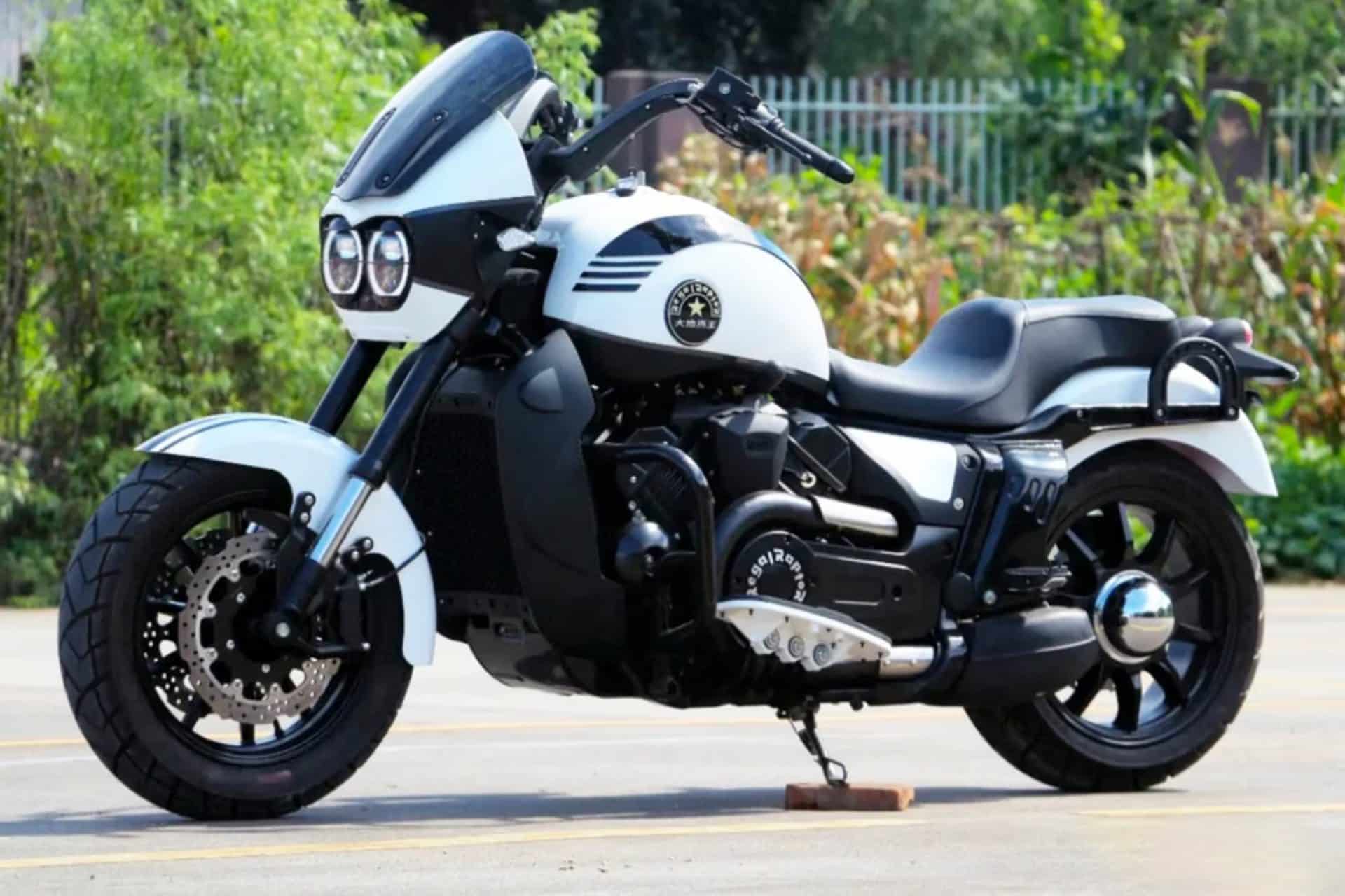 Regal Raptor 1000 2025