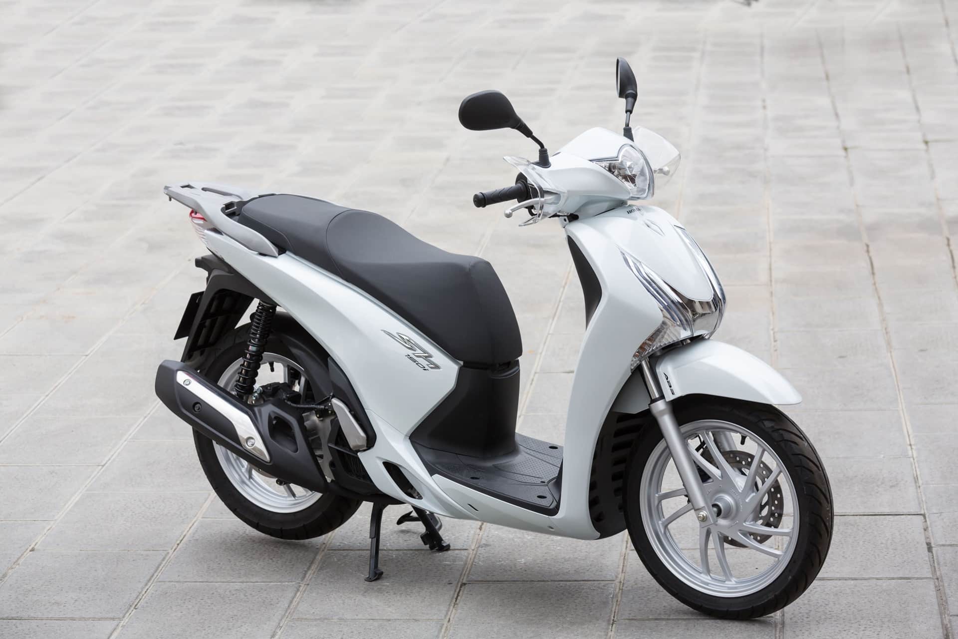 The Honda SH turns 40 years old