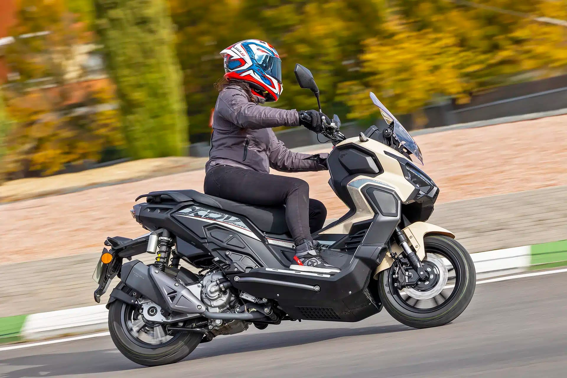 He "Black Friday" reaches the Keeway and Morbidelli ranges