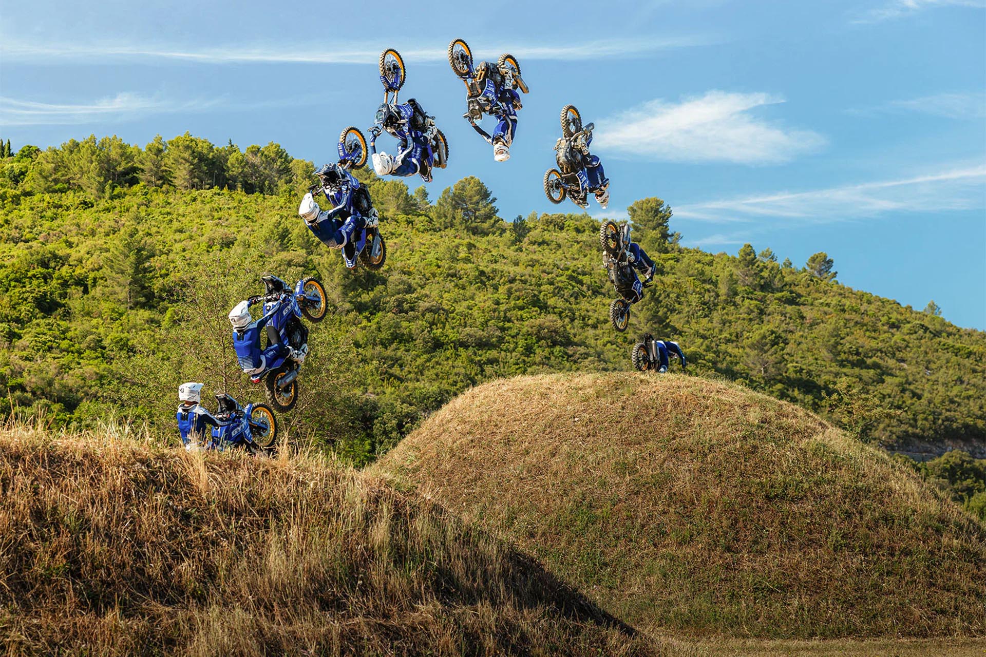 ¿Puede una Yamaha Ténéré 700 hacer un backflip? Si no lo ves no te lo crees
