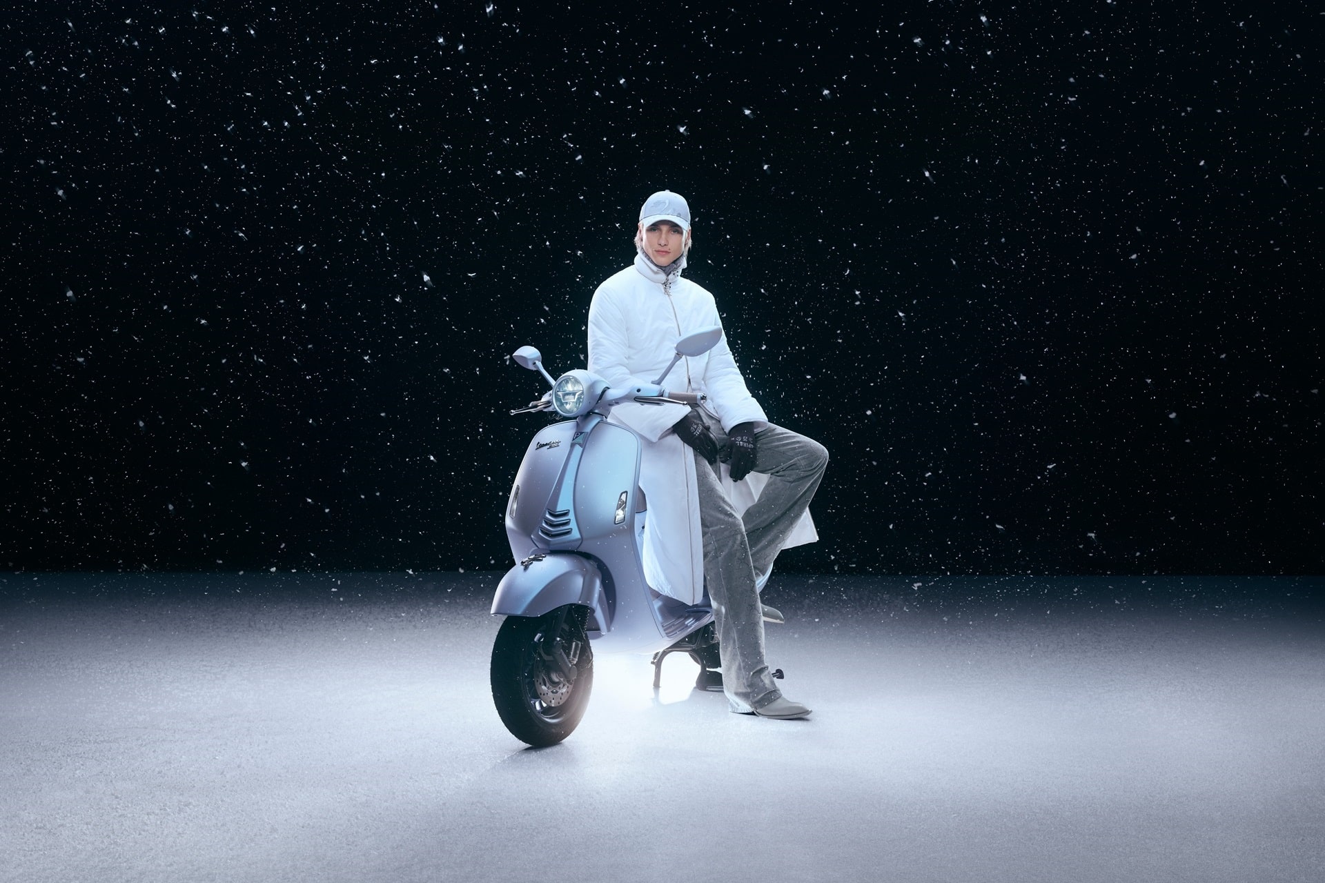 Vespa celebrates the Year of the Snake with its new limited edition 946 Snake