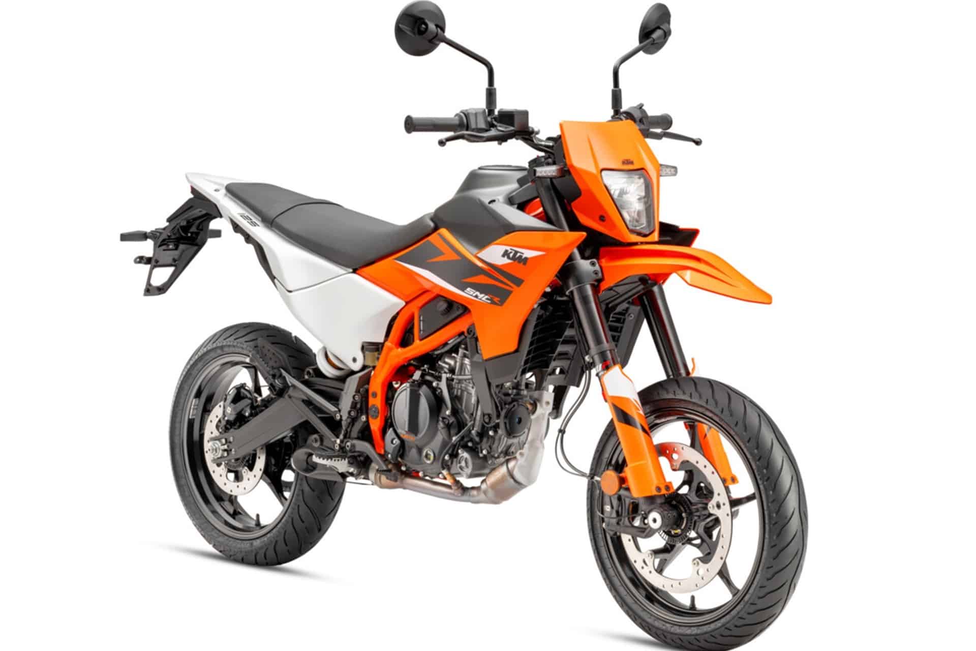 KTM's SMC R range is renewed in 2025 with its new 125 and 390 variants