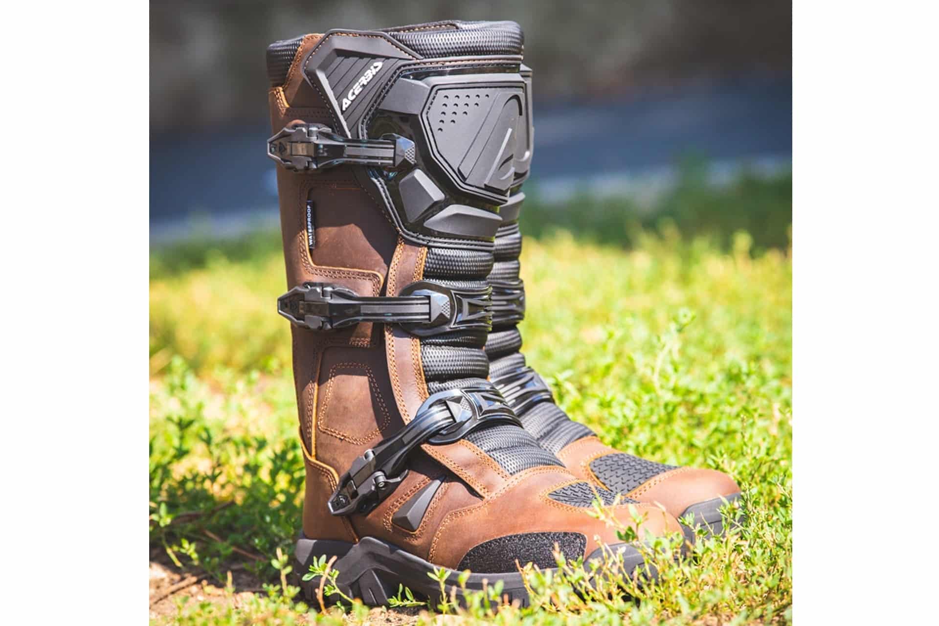 Acerbis Grimsel and Galibier 2025: The new skin boots of the Italian firm dedicated to Adventure