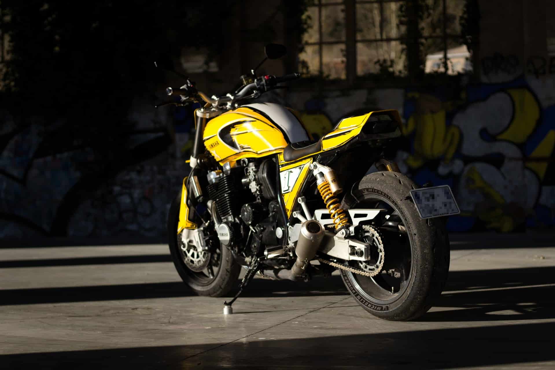 Yamaha 1300 XJR TR BY TUMULTE: In tribute to the legendary Kenny Roberts