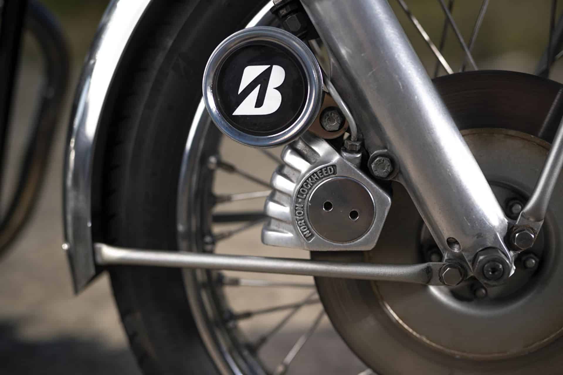 How to choose the ideal tire for a classic motorcycle? Complete guide