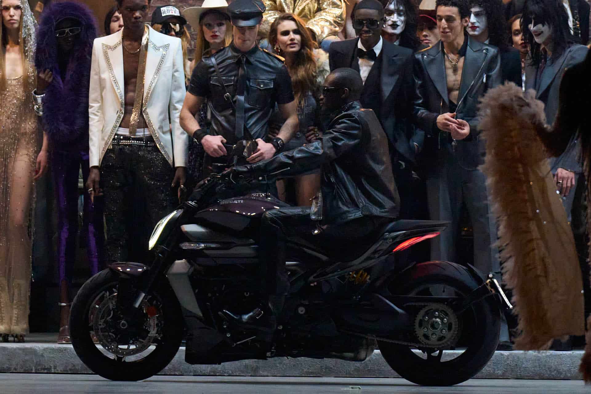 Ducati y Dsquared2, una colaboración directa a las pasarelas