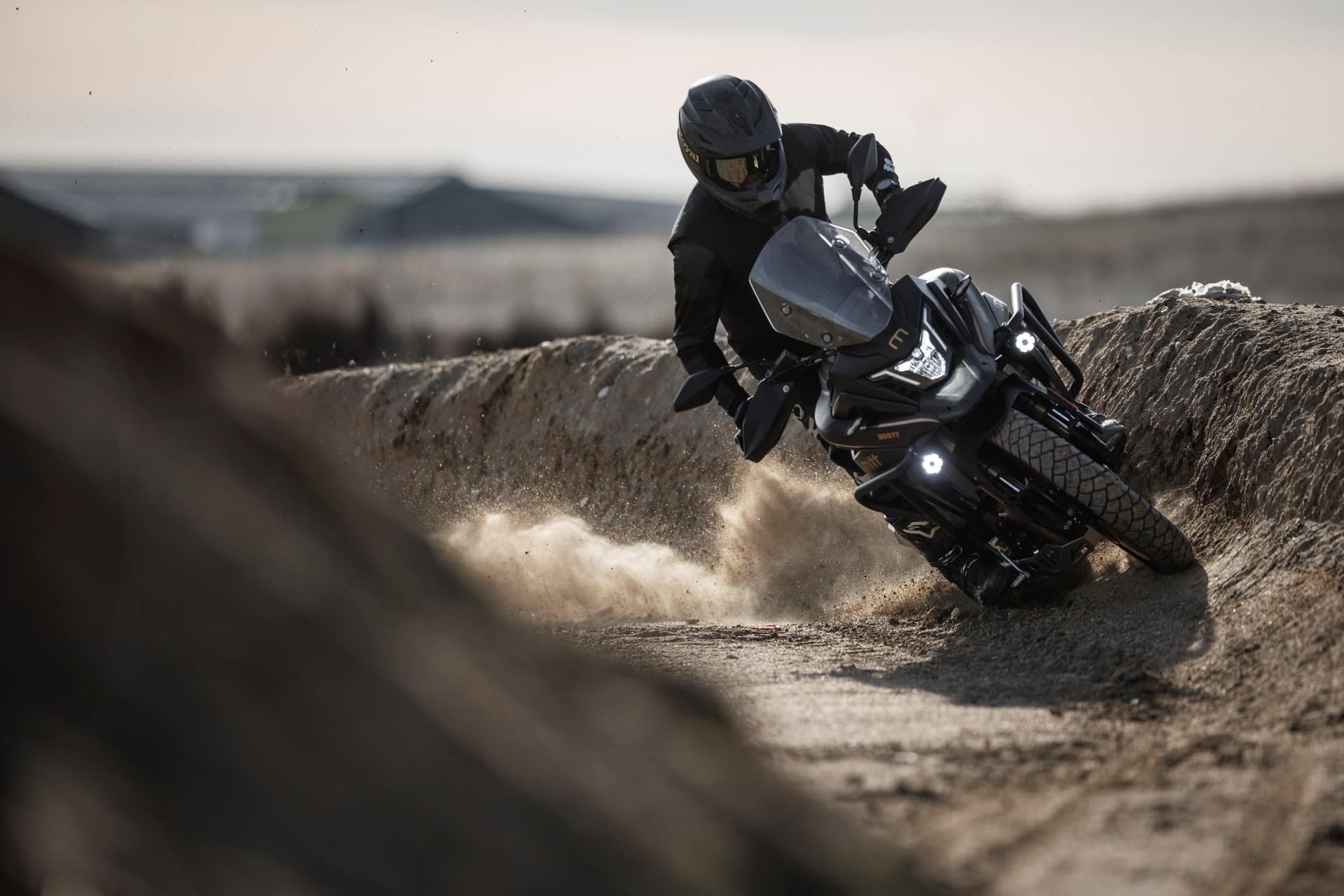 MITT TT 555 GOLD EDITION 2025