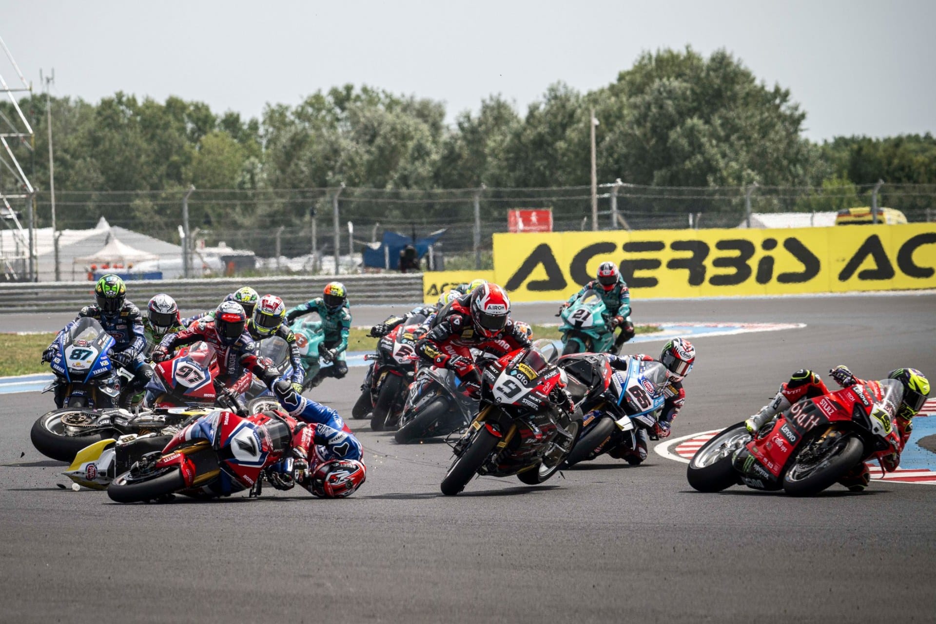 Petrucci for BMW 2026 Worldsbk