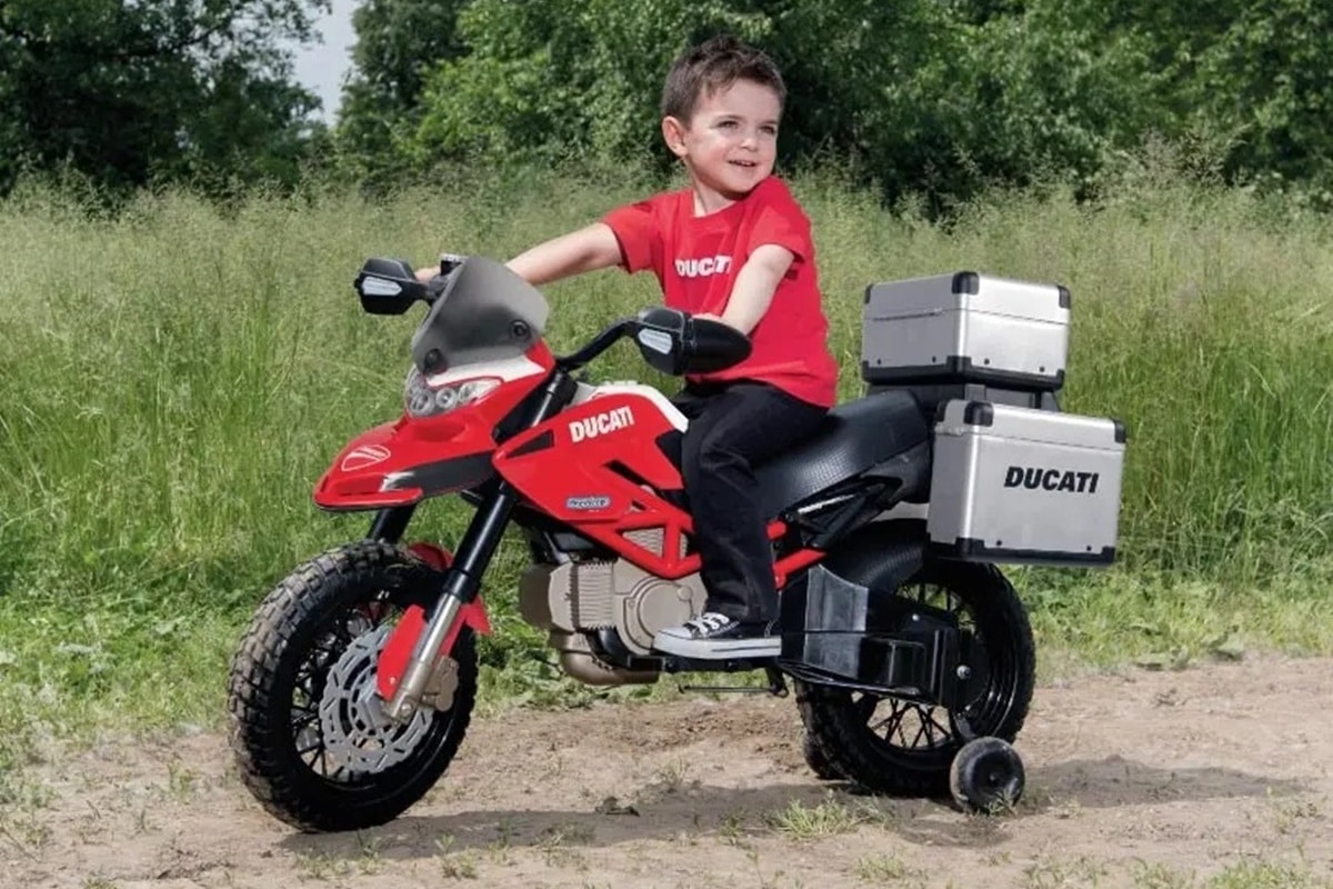 Pug Perego X Ducati toys collection: Red Passion extends among the little ones