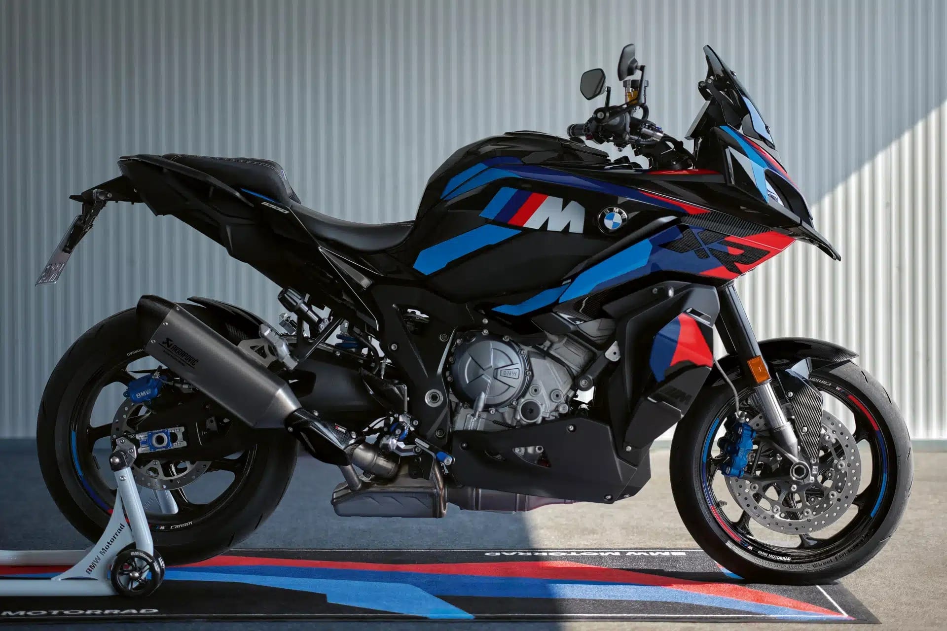 The rumor about the launch of a new m 1300 gs sounds strongly