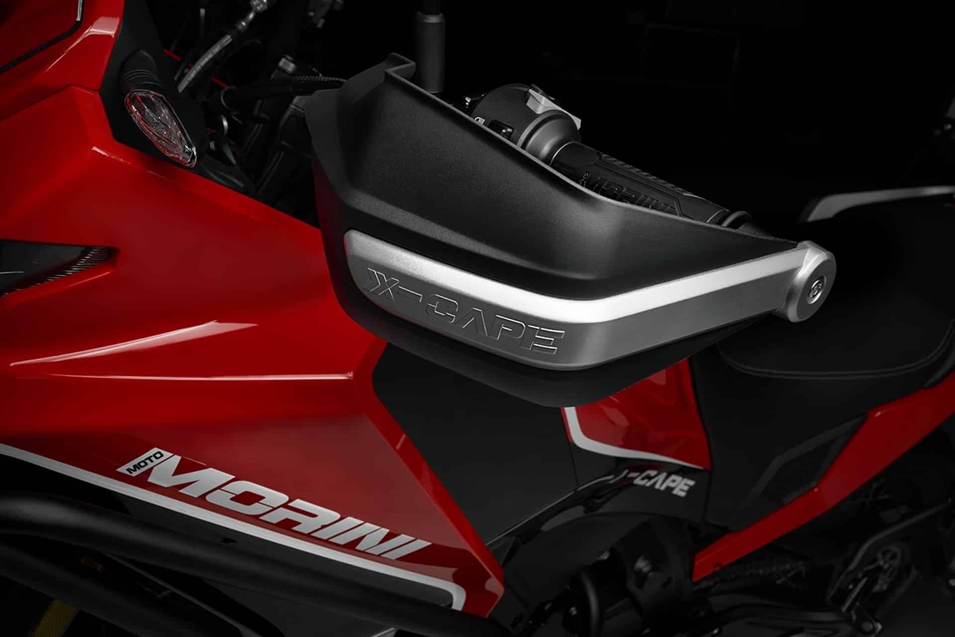 Moto Morini accessories range for X-Cape 650 and Semizzo: It combines Italian loading, comfort capacity and design capacity