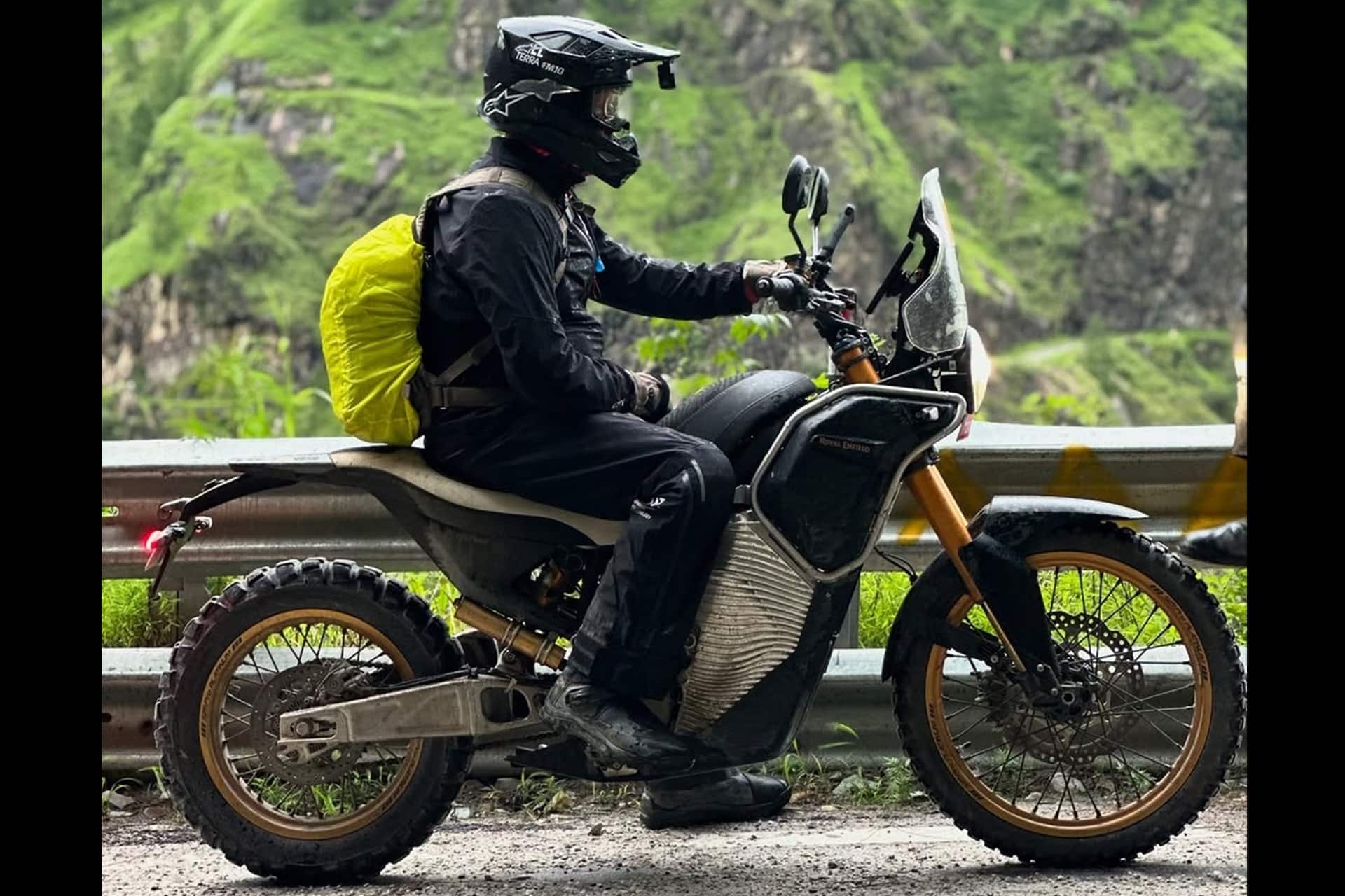 The future Himalayan Electric is seen in its final version more detailed to date