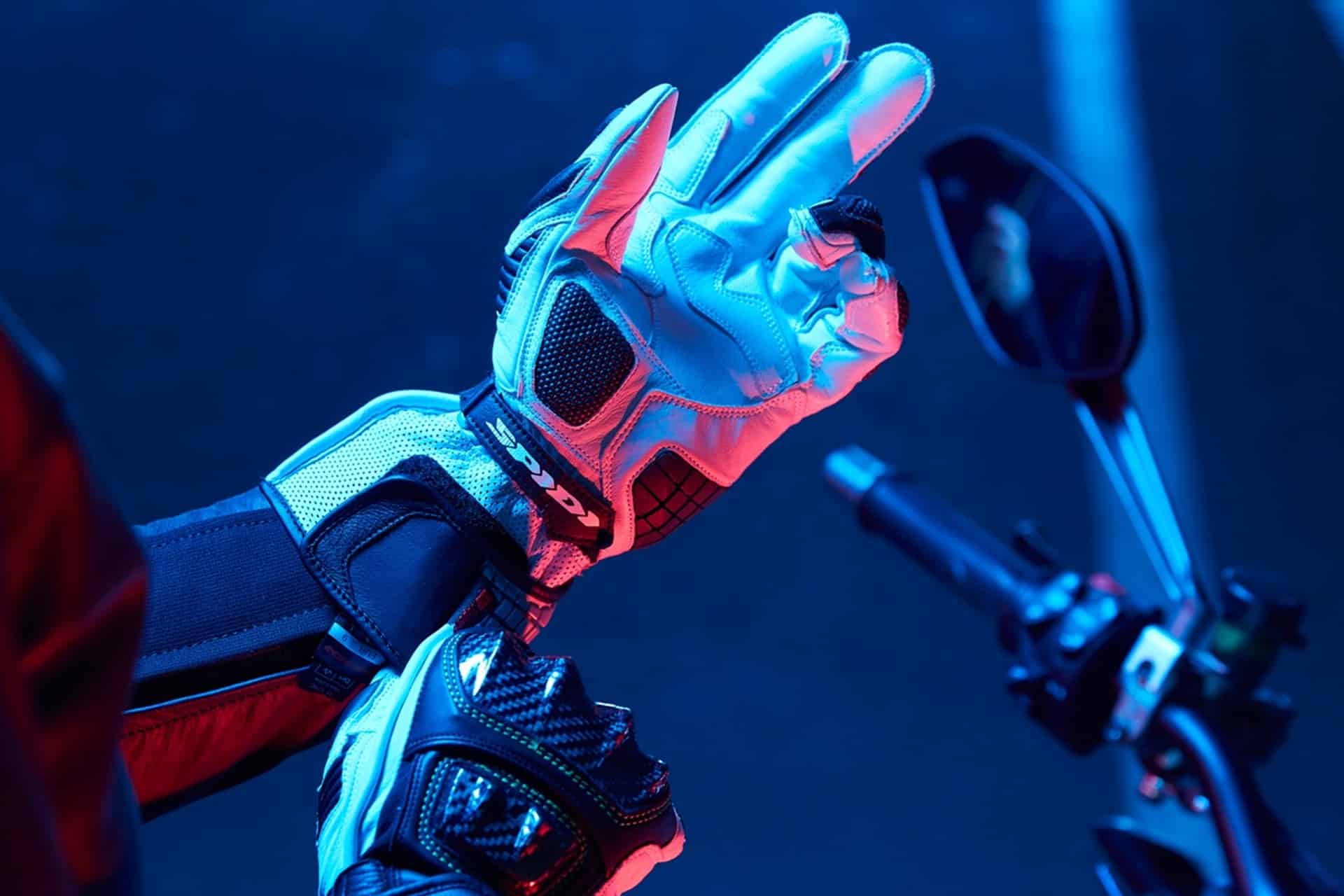 Racing Spidi 2025 gloves: circuit sensations within reach of all bikers