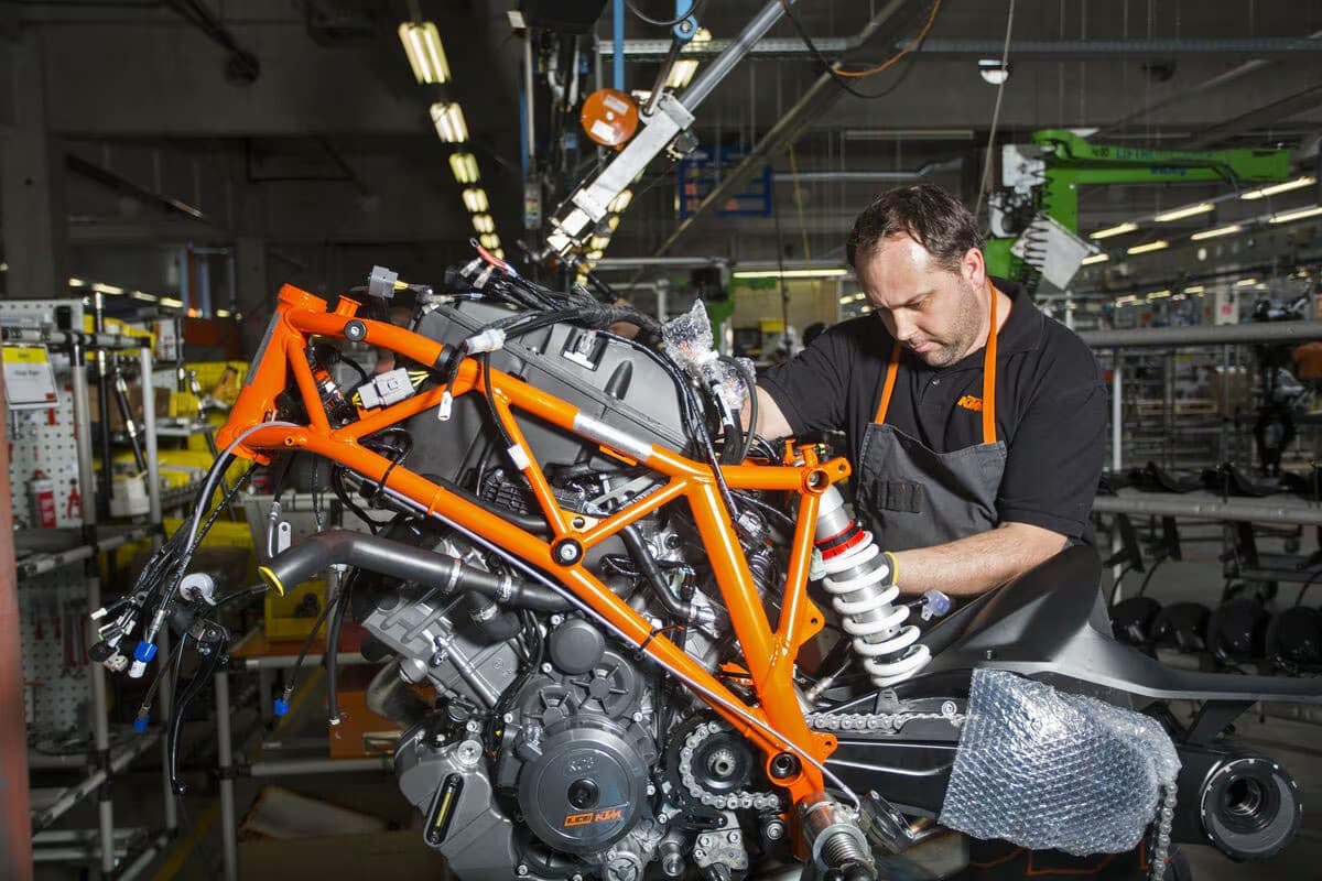 KTM discontinues the X-Bow and focuses on what is best to do: motorcycles