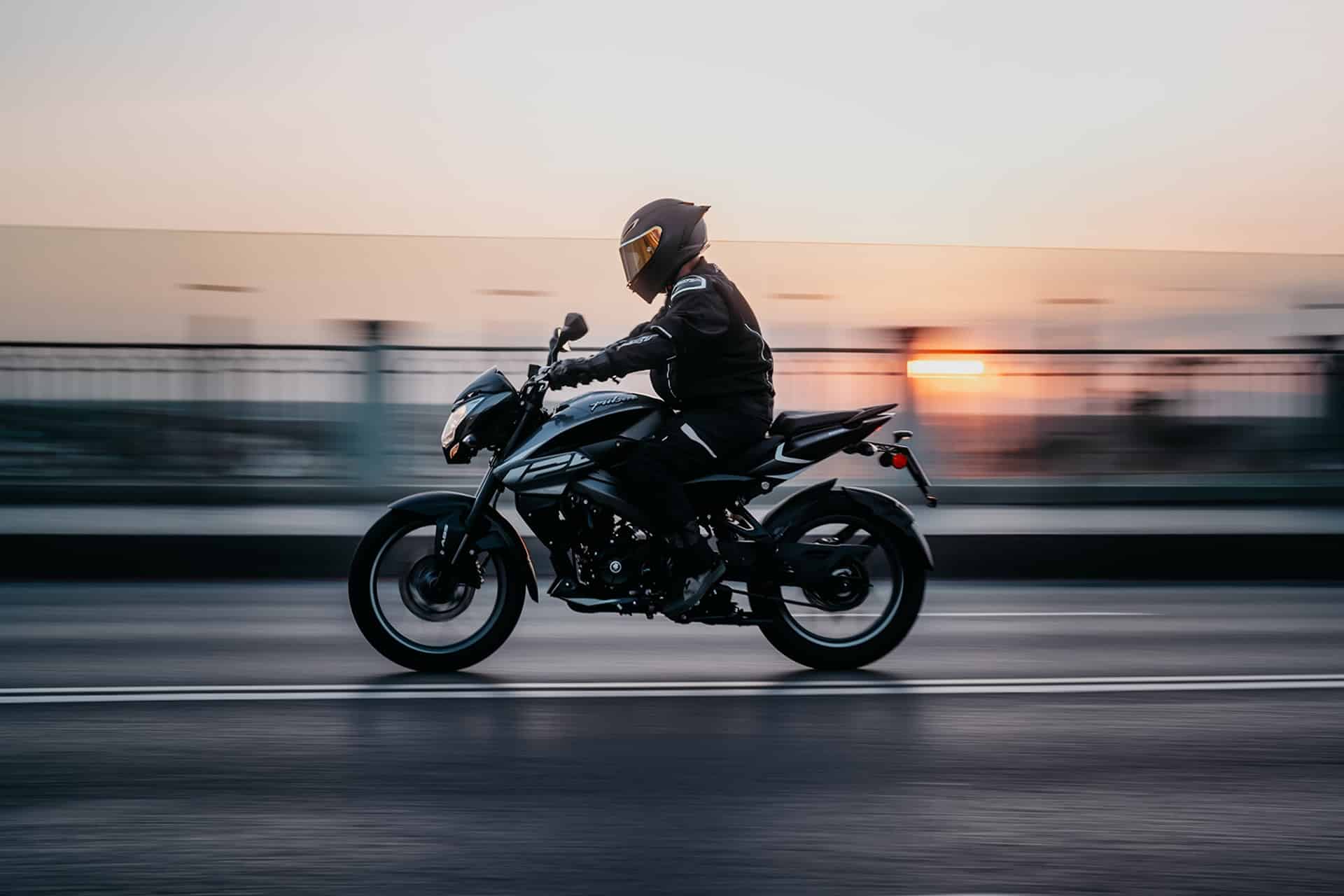 Bajaj launches in September a special campaign of exclusive prices for their current NS125 and Sport Tourer Domino 400