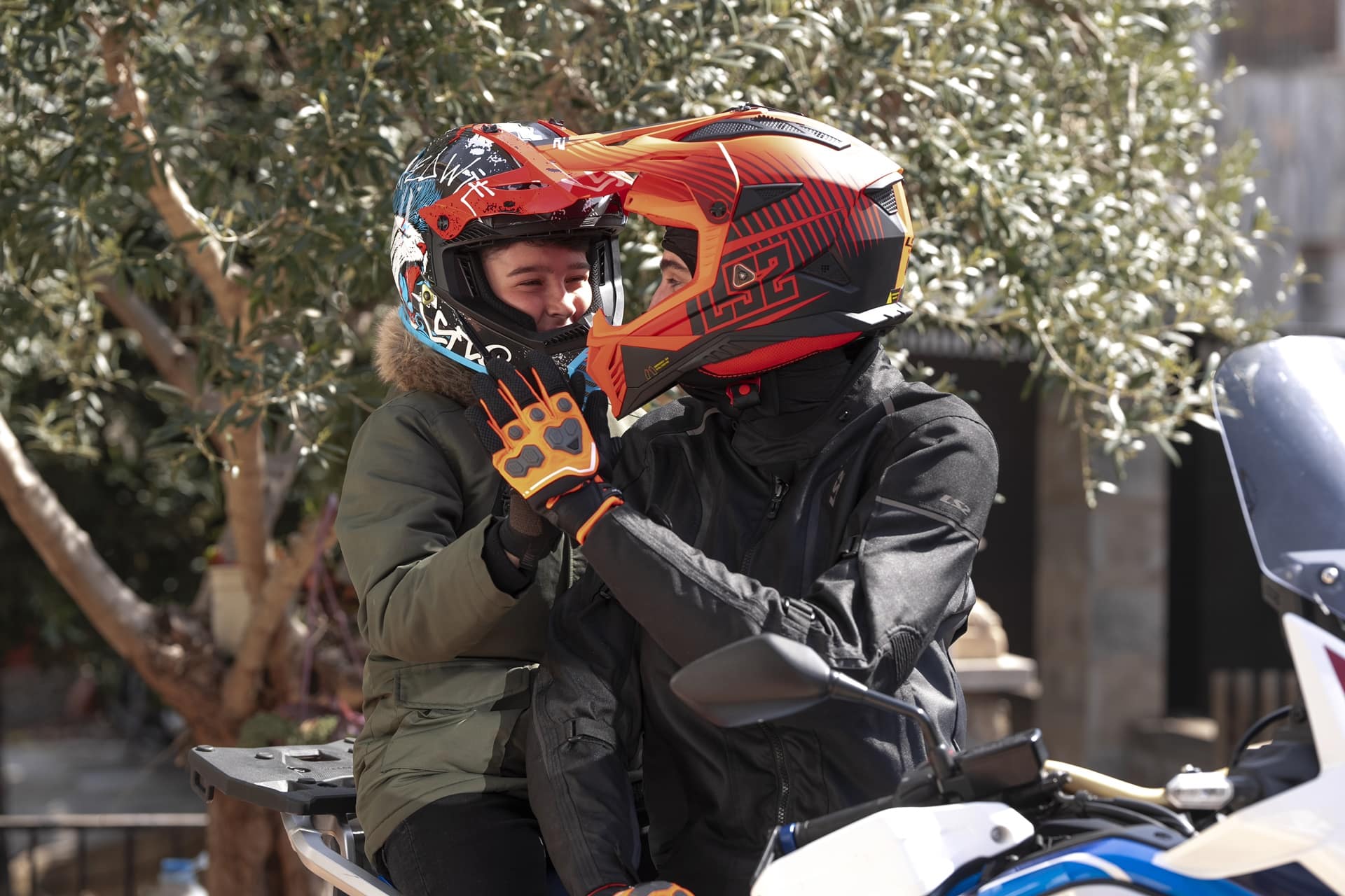 Junior LS2 2025 Collection: Because protection is also part of school luggage