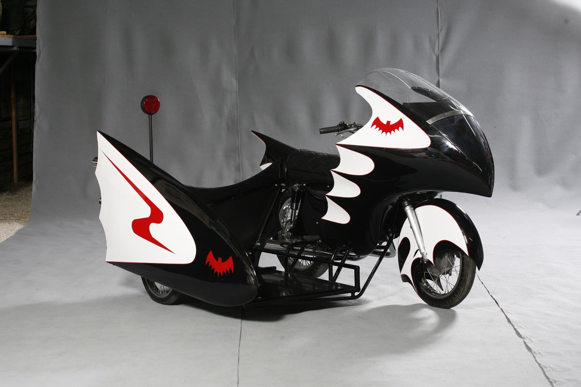 Downward motorcycles for sale: Yamaha 250 Bat-Cycle Replica