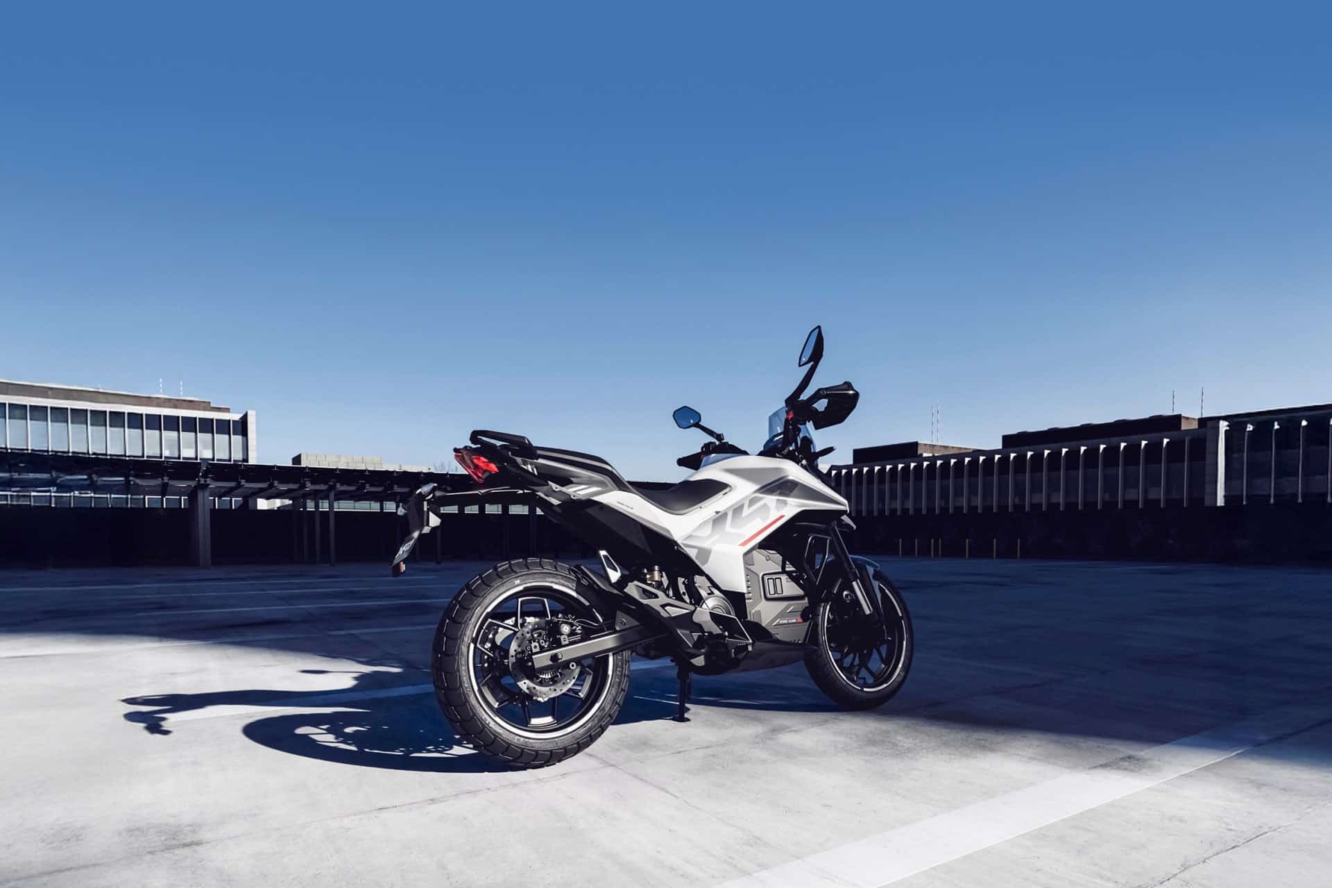 Ultraviolette X-47 Crossover 2026