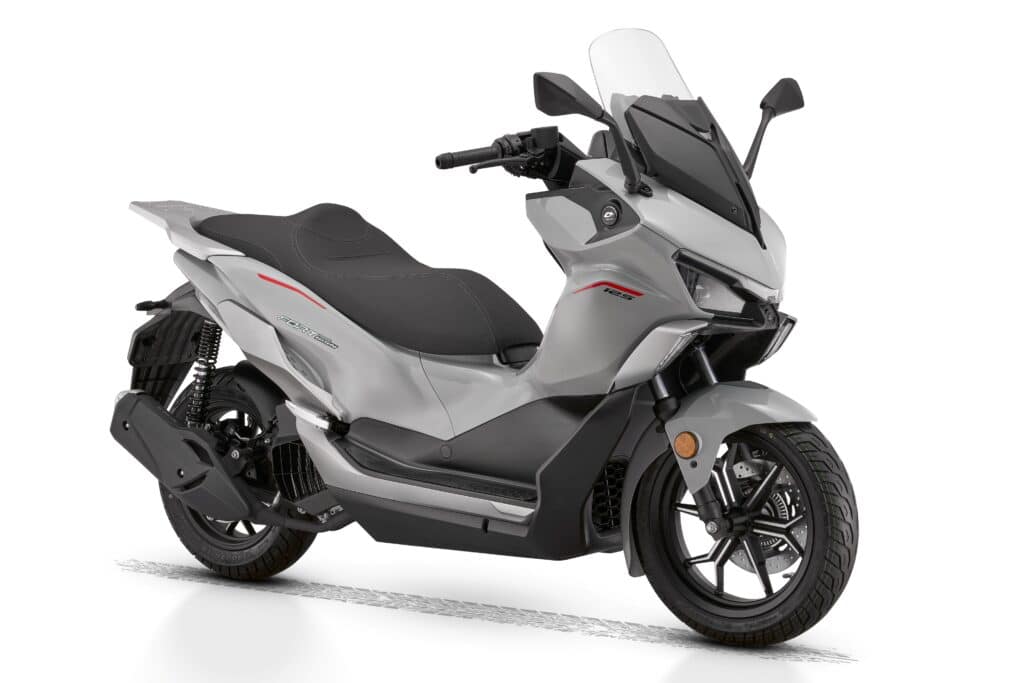 QJ Motor Fort 125N 2025