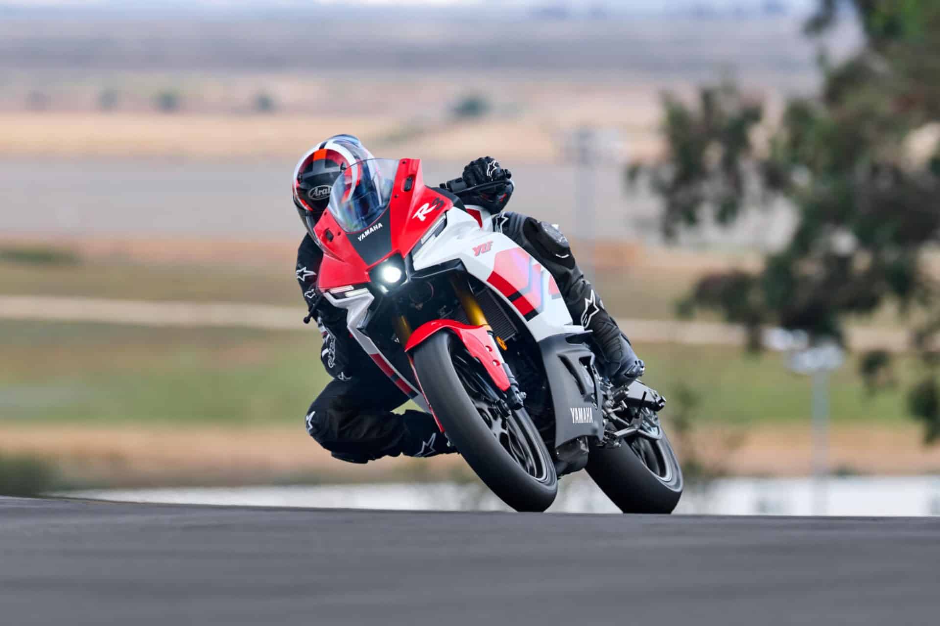 Sports bikes for the A2 - Yamaha R3