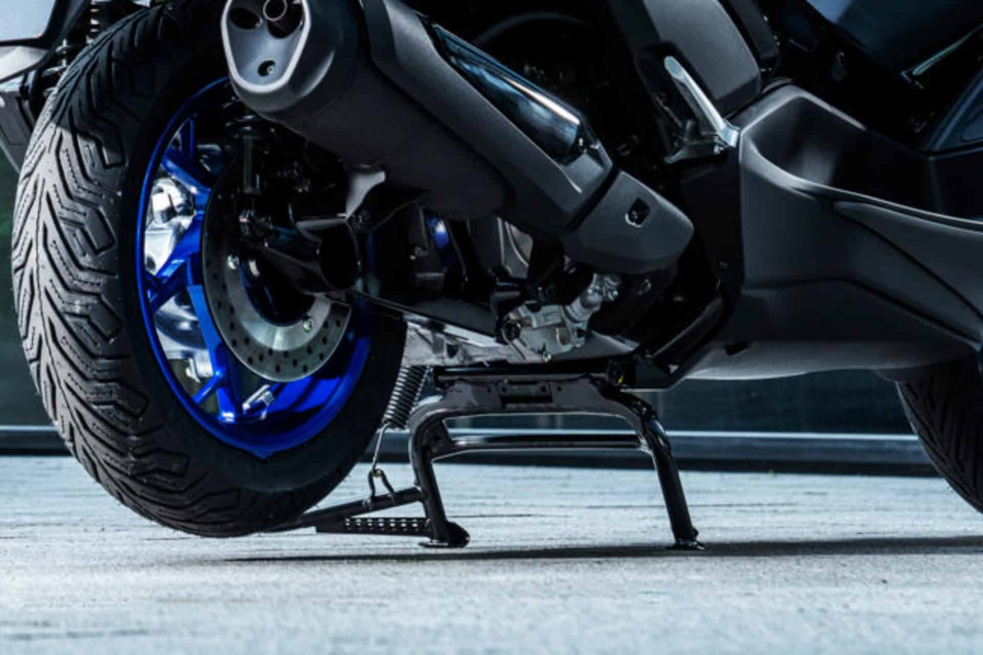 Motorcycle central stand