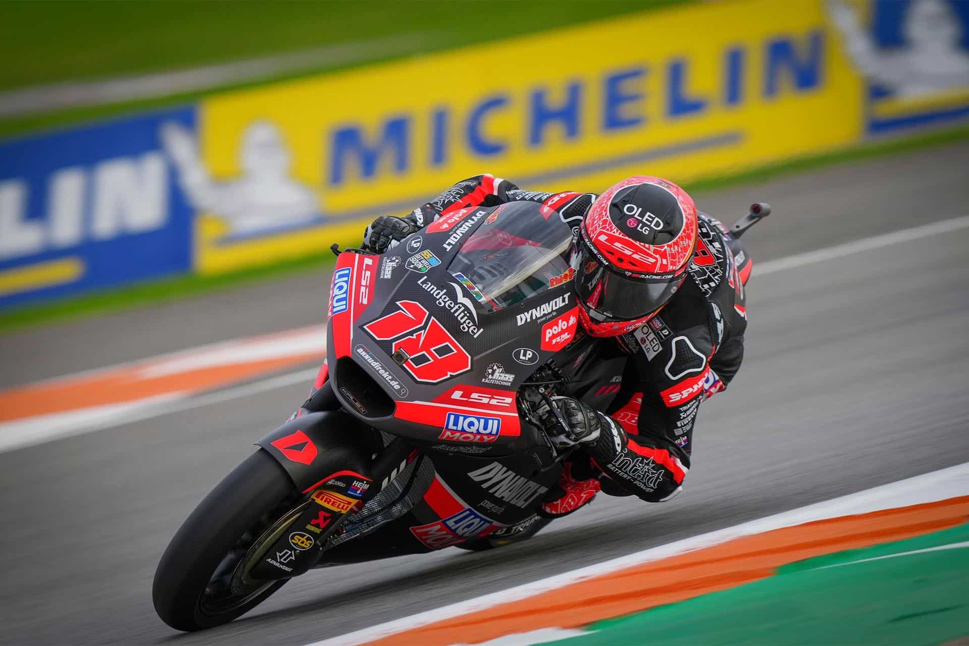 Manu González had options to go up to MotoGP in 2026, but they did not materialize