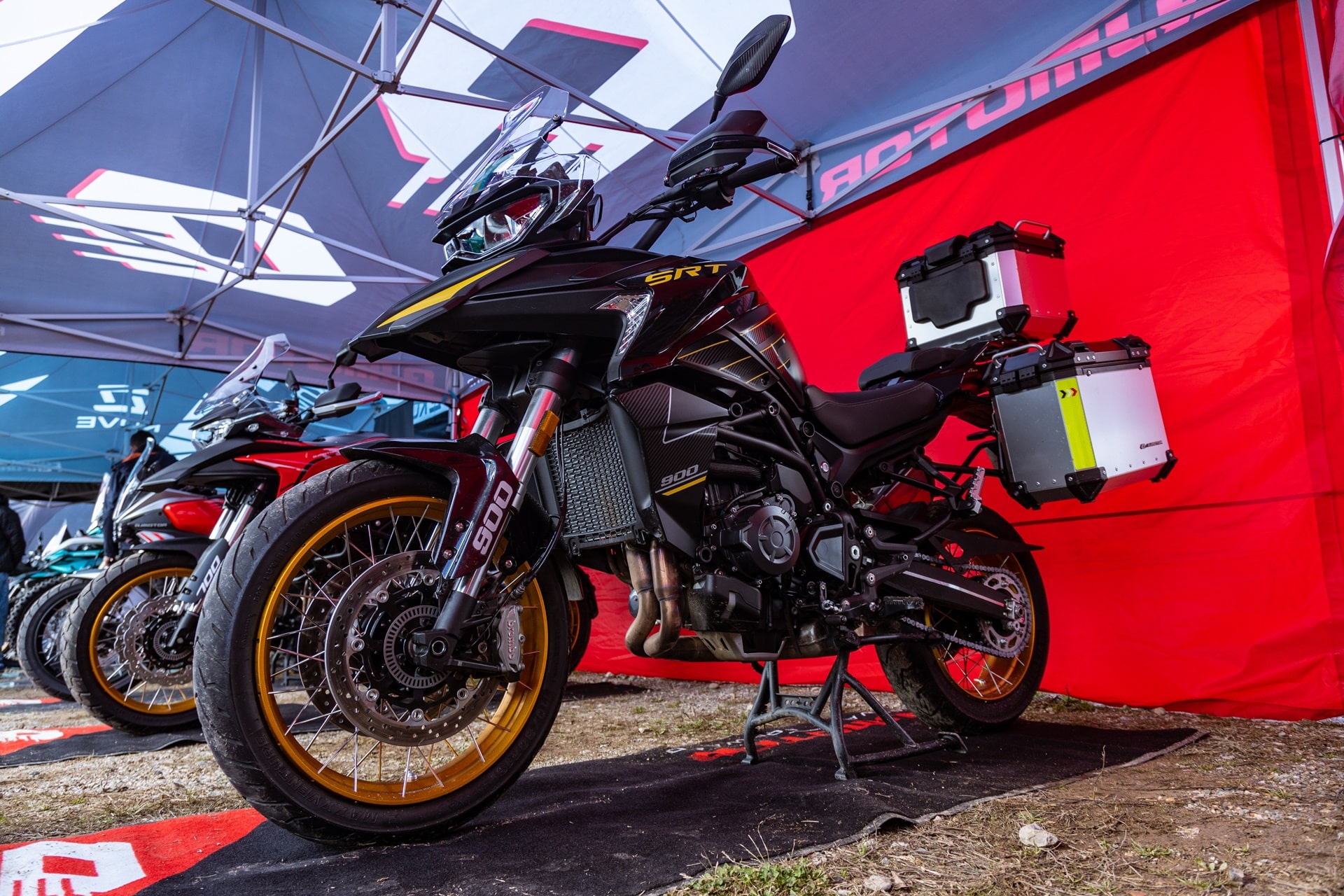 QJMotor takes center stage at the Bassella Race 2026 through its stand in the commercial area of ​​the event